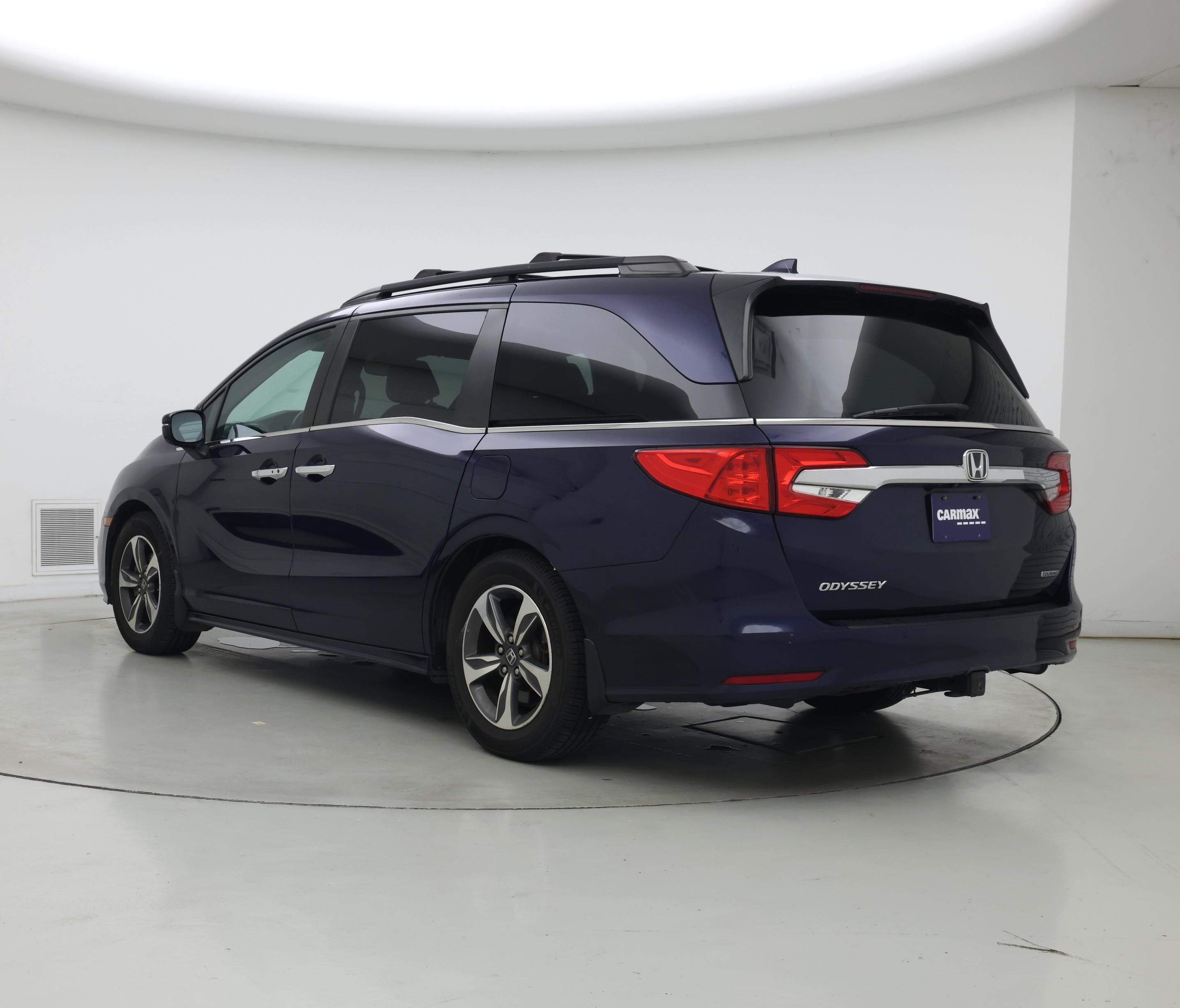 Thumbnail: 2018 Honda Odyssey - 2