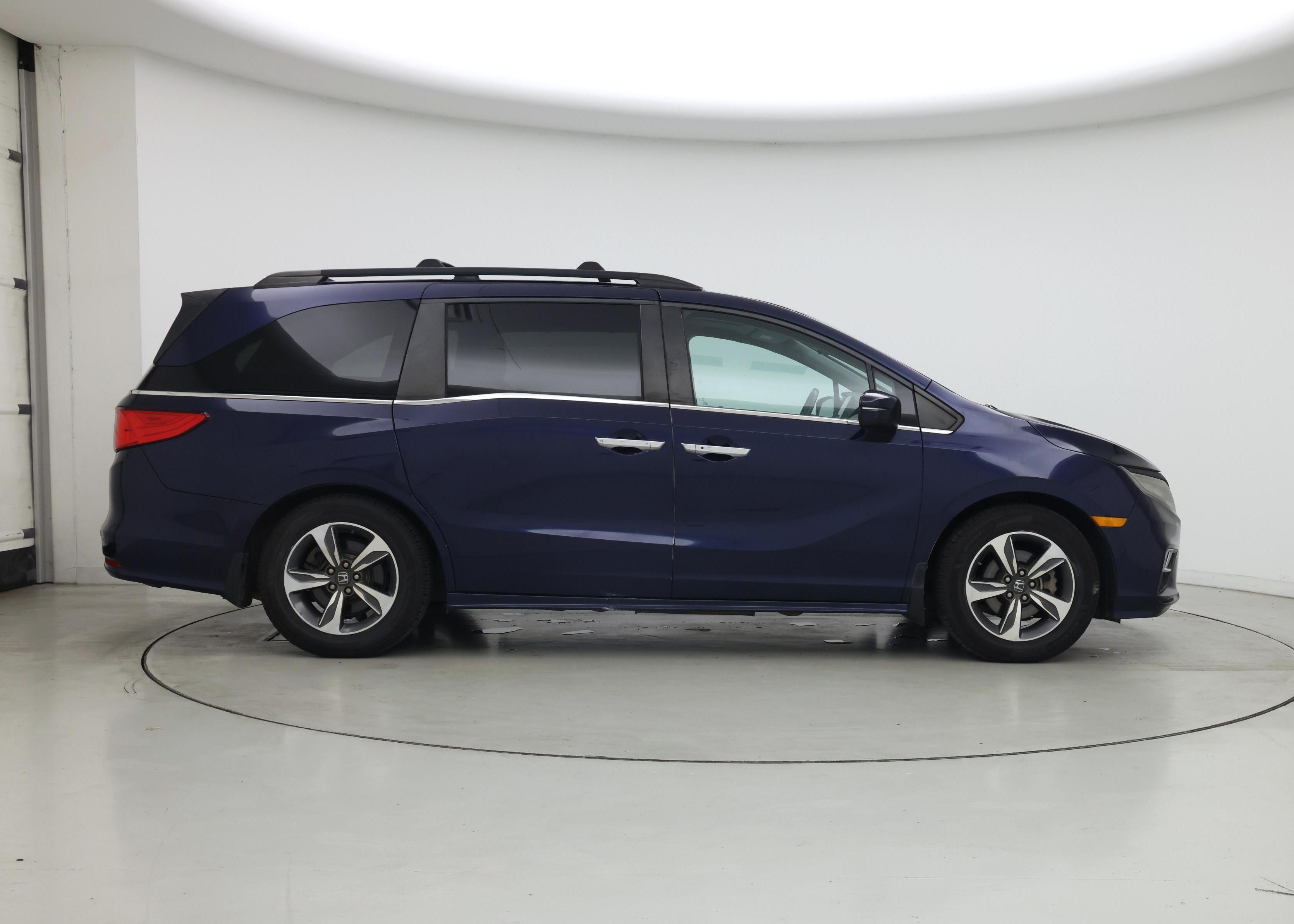 Thumbnail: 2018 Honda Odyssey - 7
