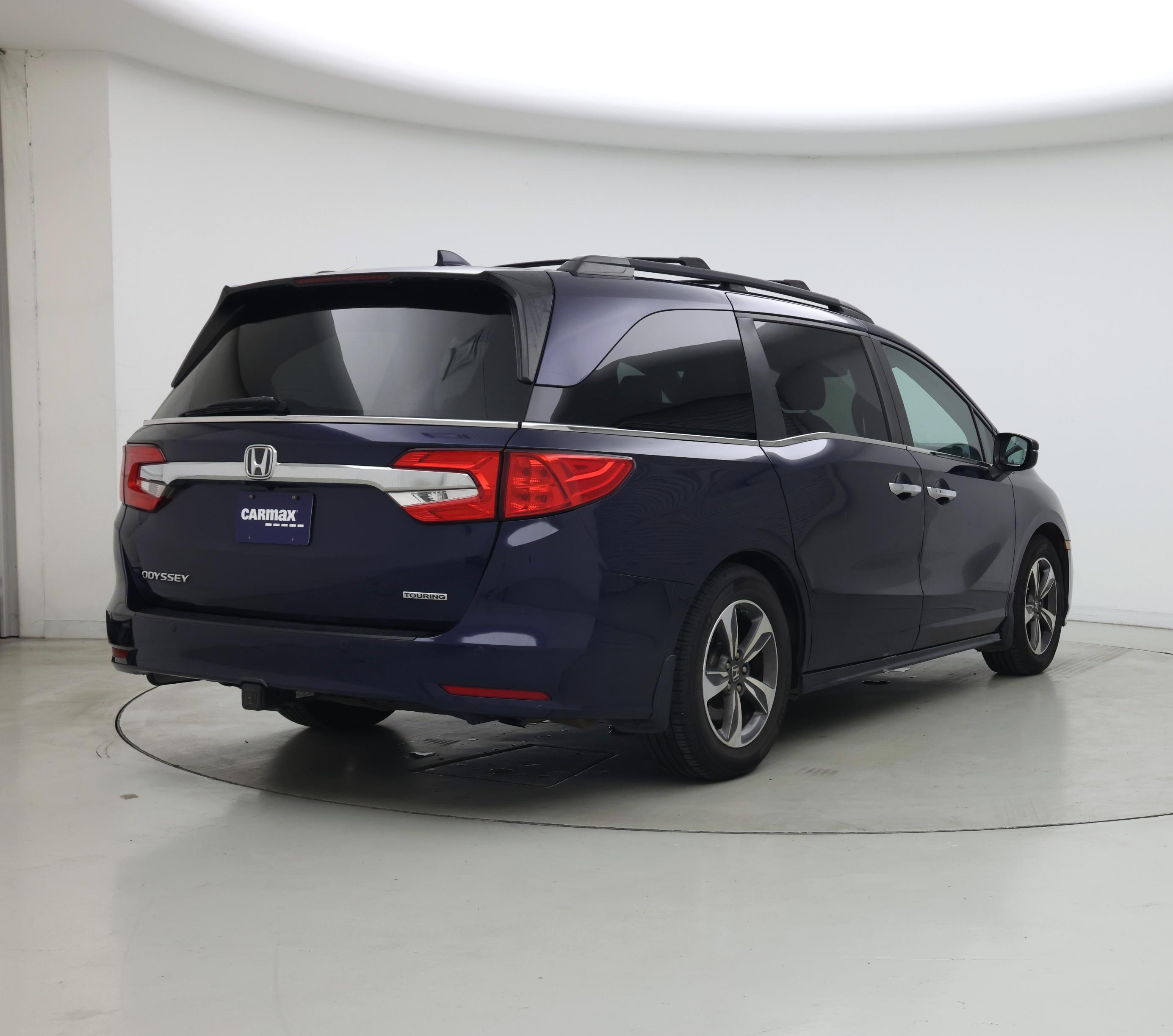Thumbnail: 2018 Honda Odyssey - 8