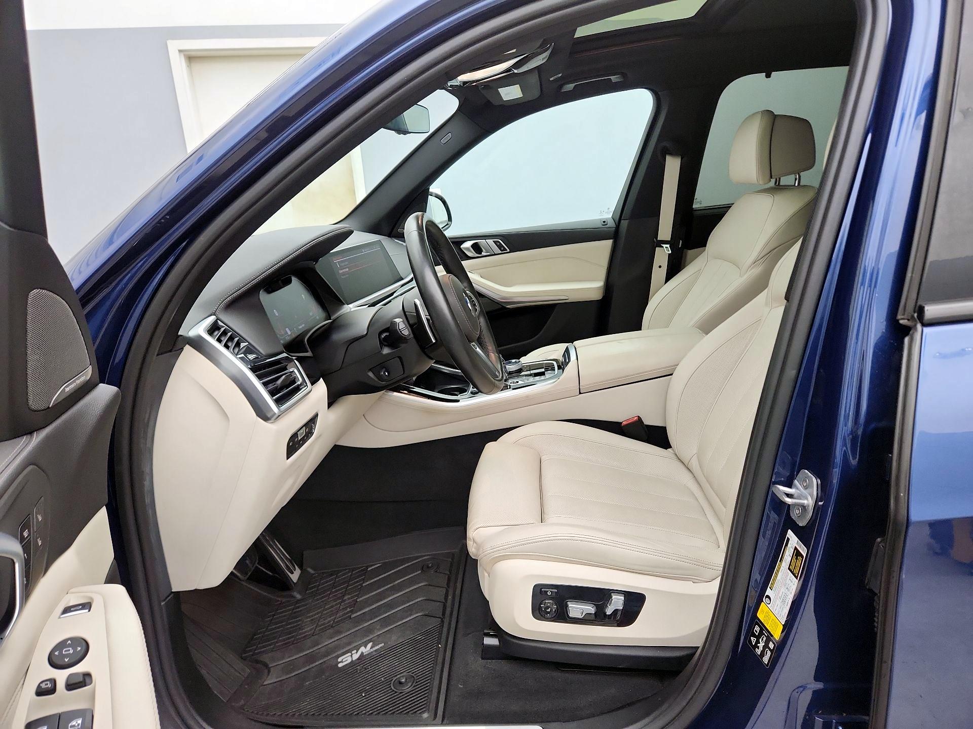 Thumbnail: 2020 BMW X5 - 11