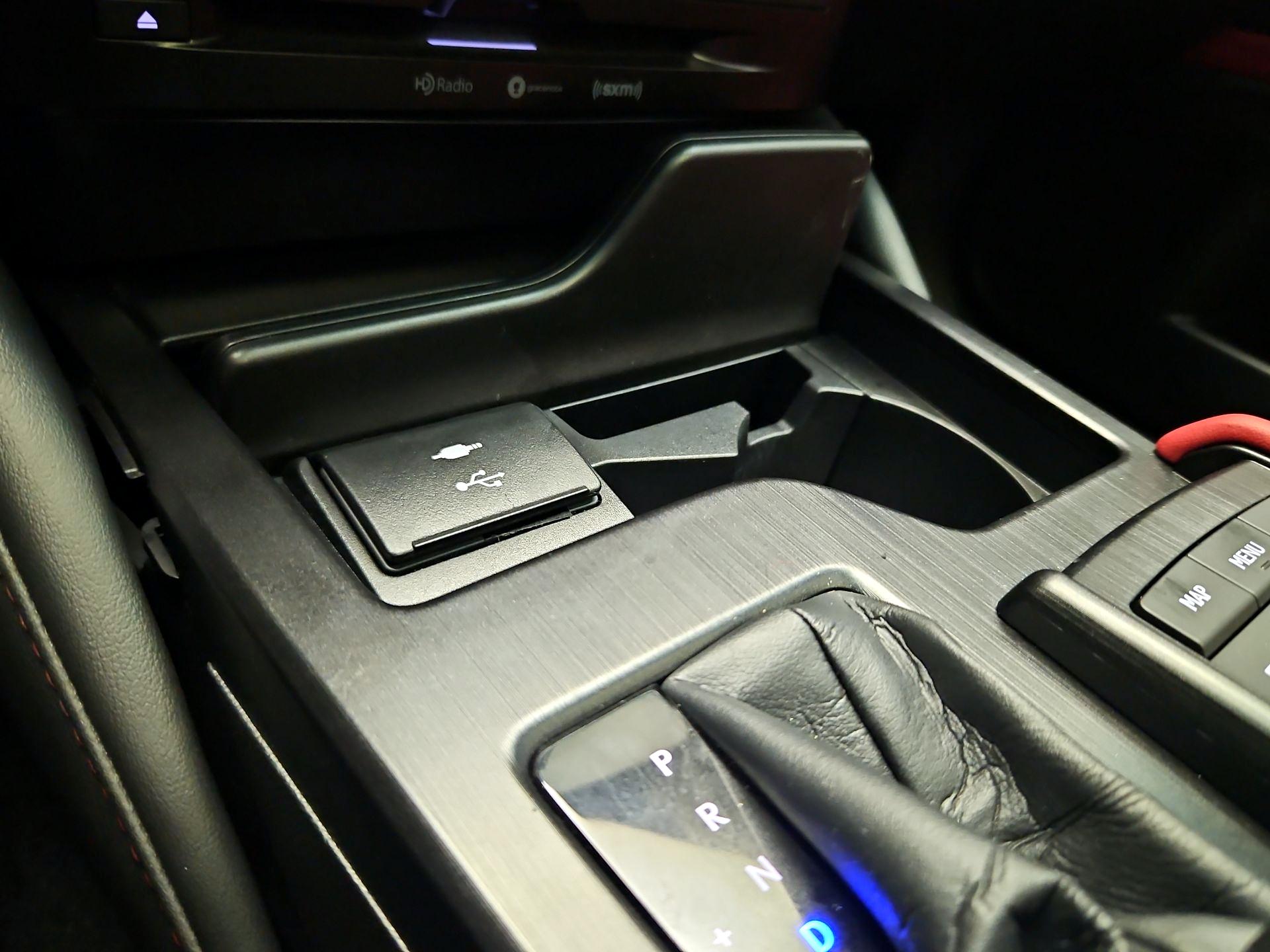 Thumbnail: 2022 Lexus ES - 19