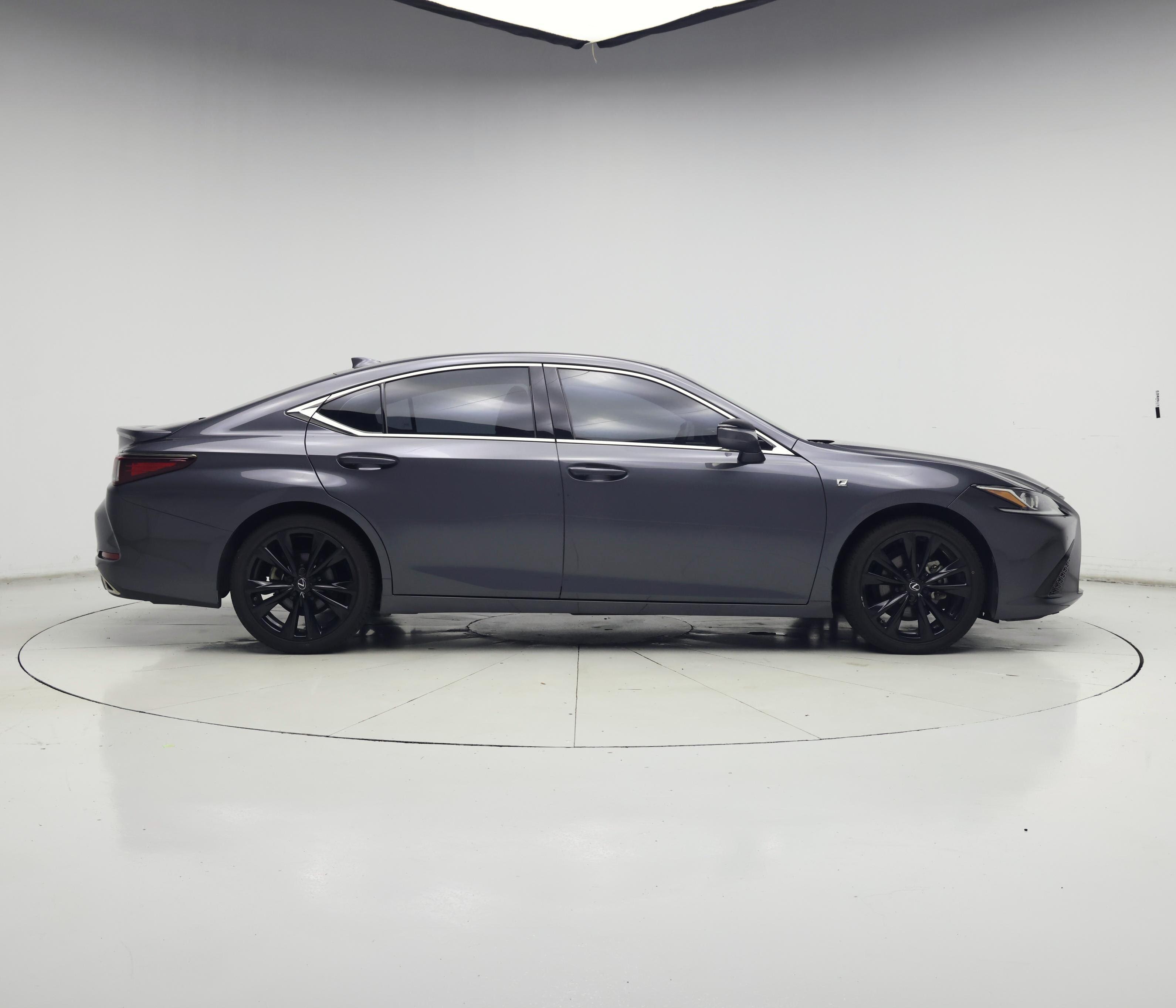 Thumbnail: 2022 Lexus ES - 7