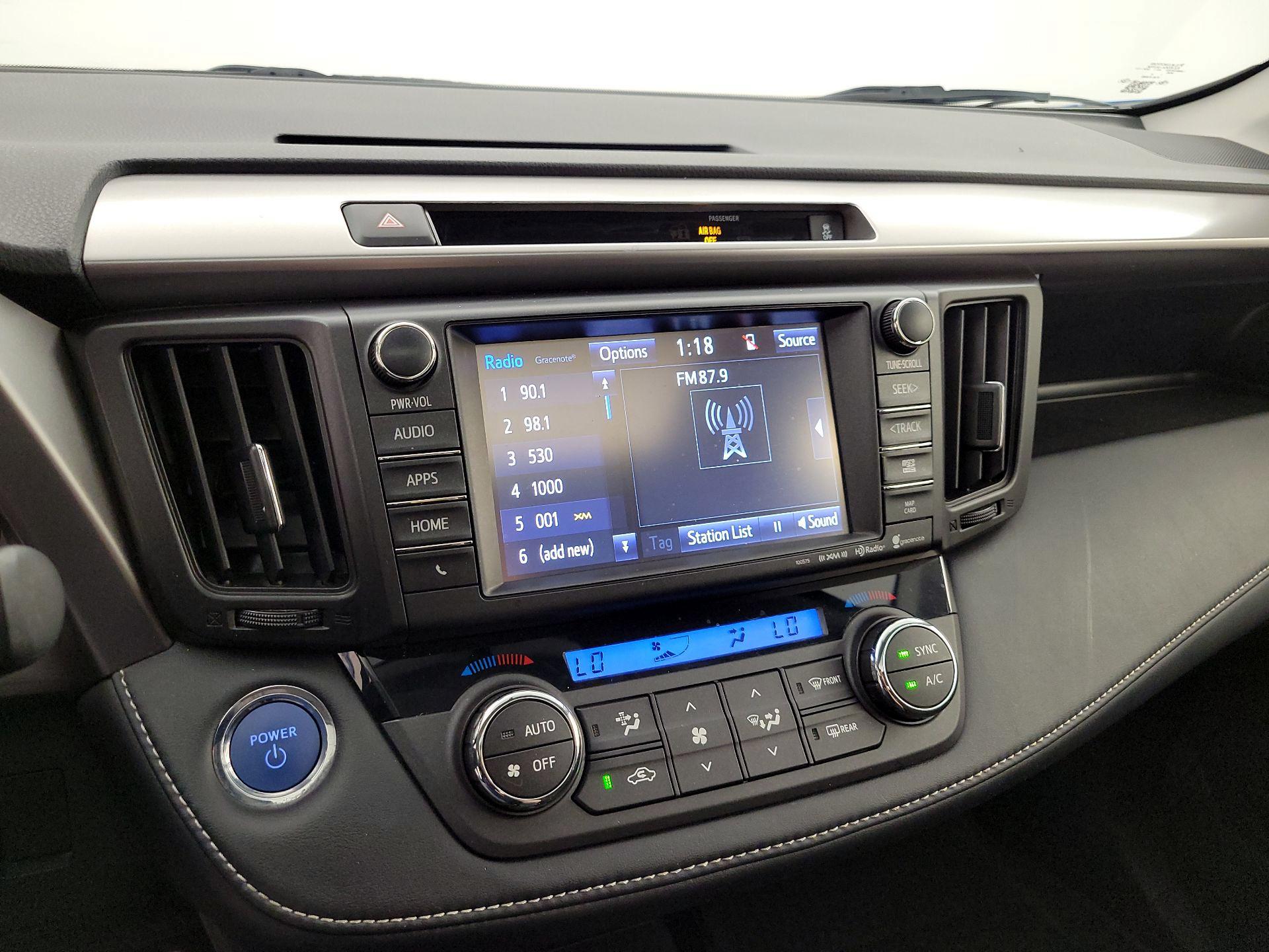Thumbnail: 2016 Toyota RAV4 - 15