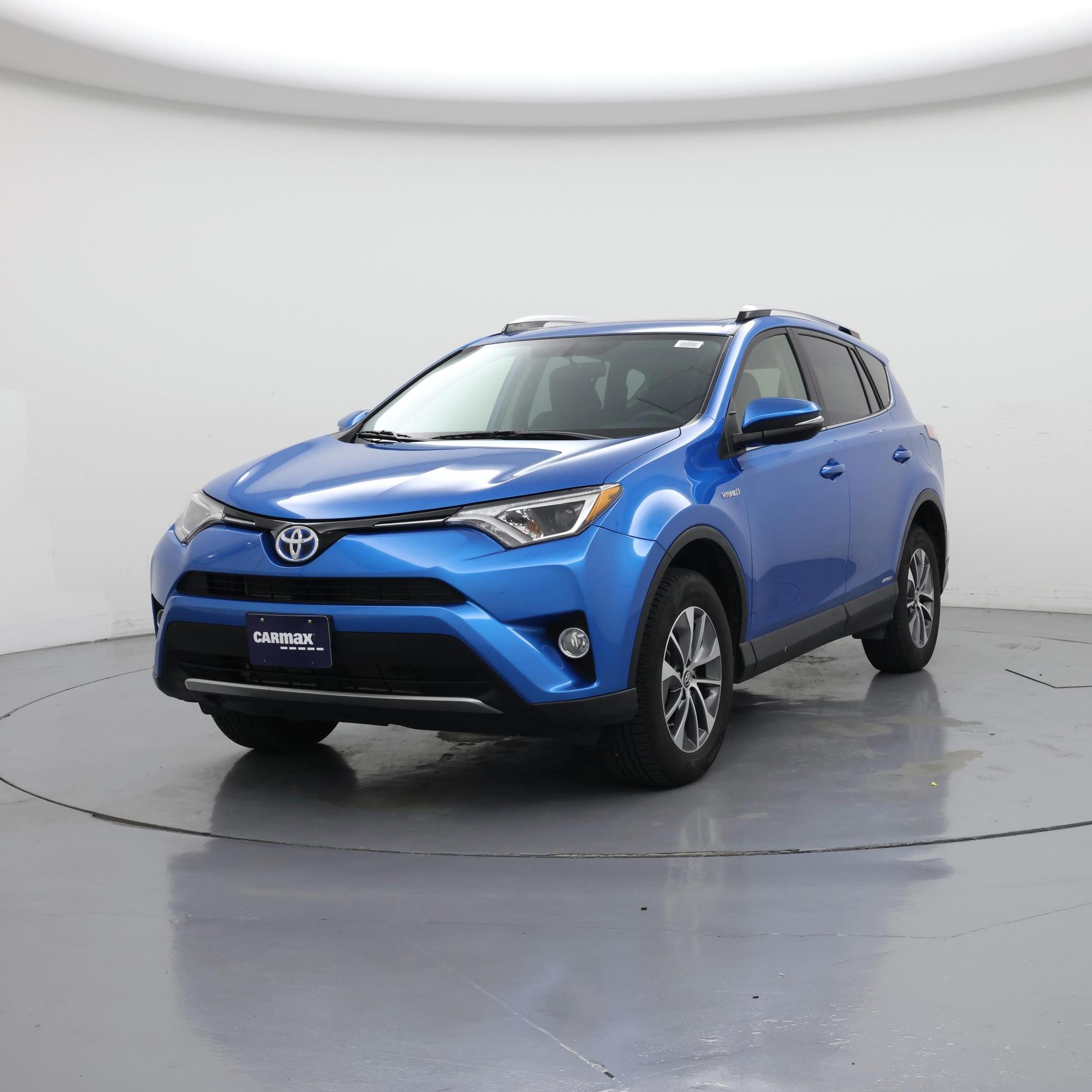 Thumbnail: 2016 Toyota RAV4 - 4