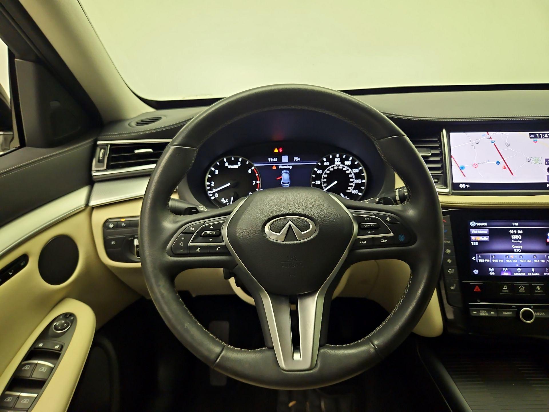 Thumbnail: 2021 INFINITI QX50 - 10