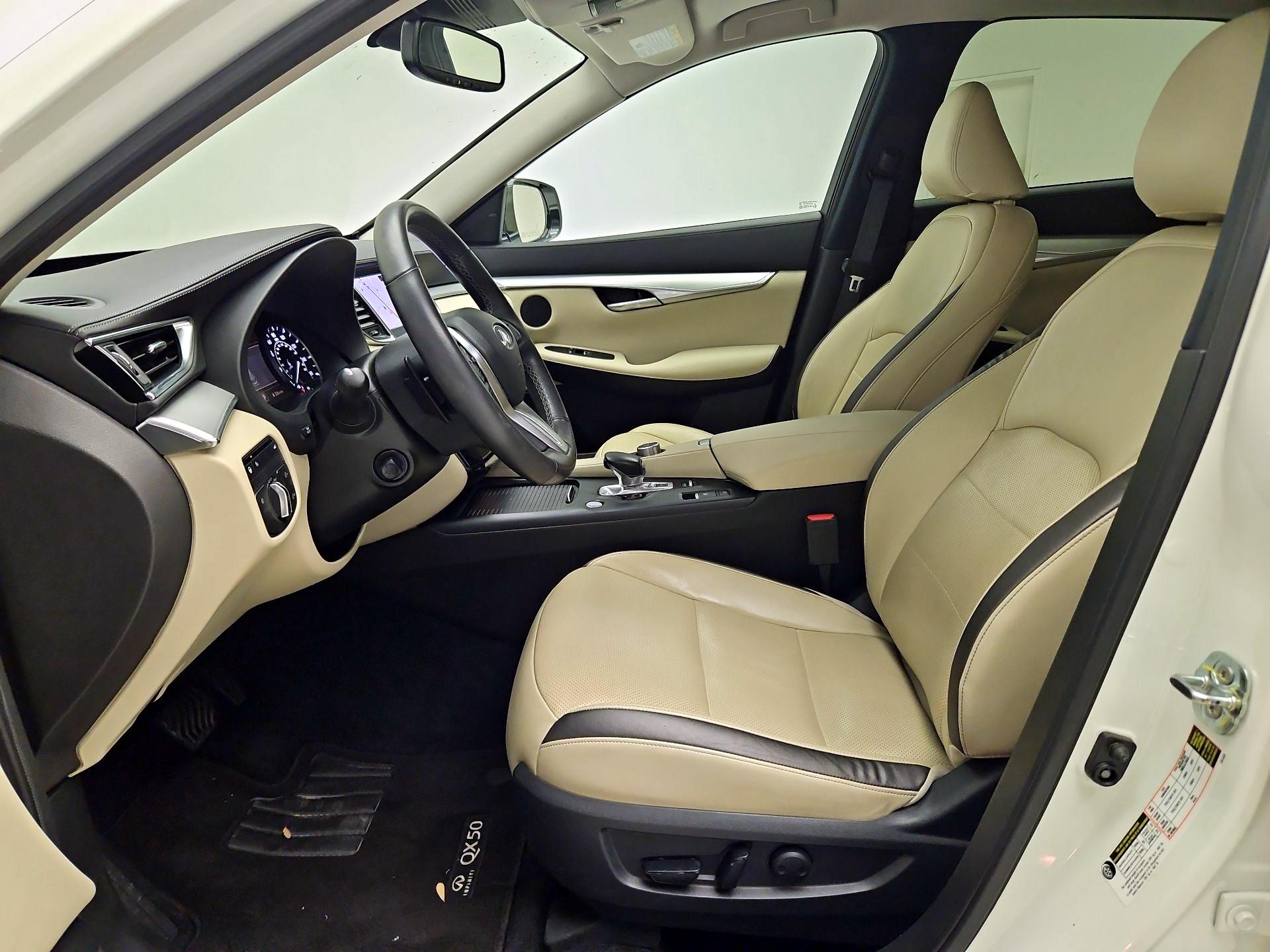 Thumbnail: 2021 INFINITI QX50 - 11