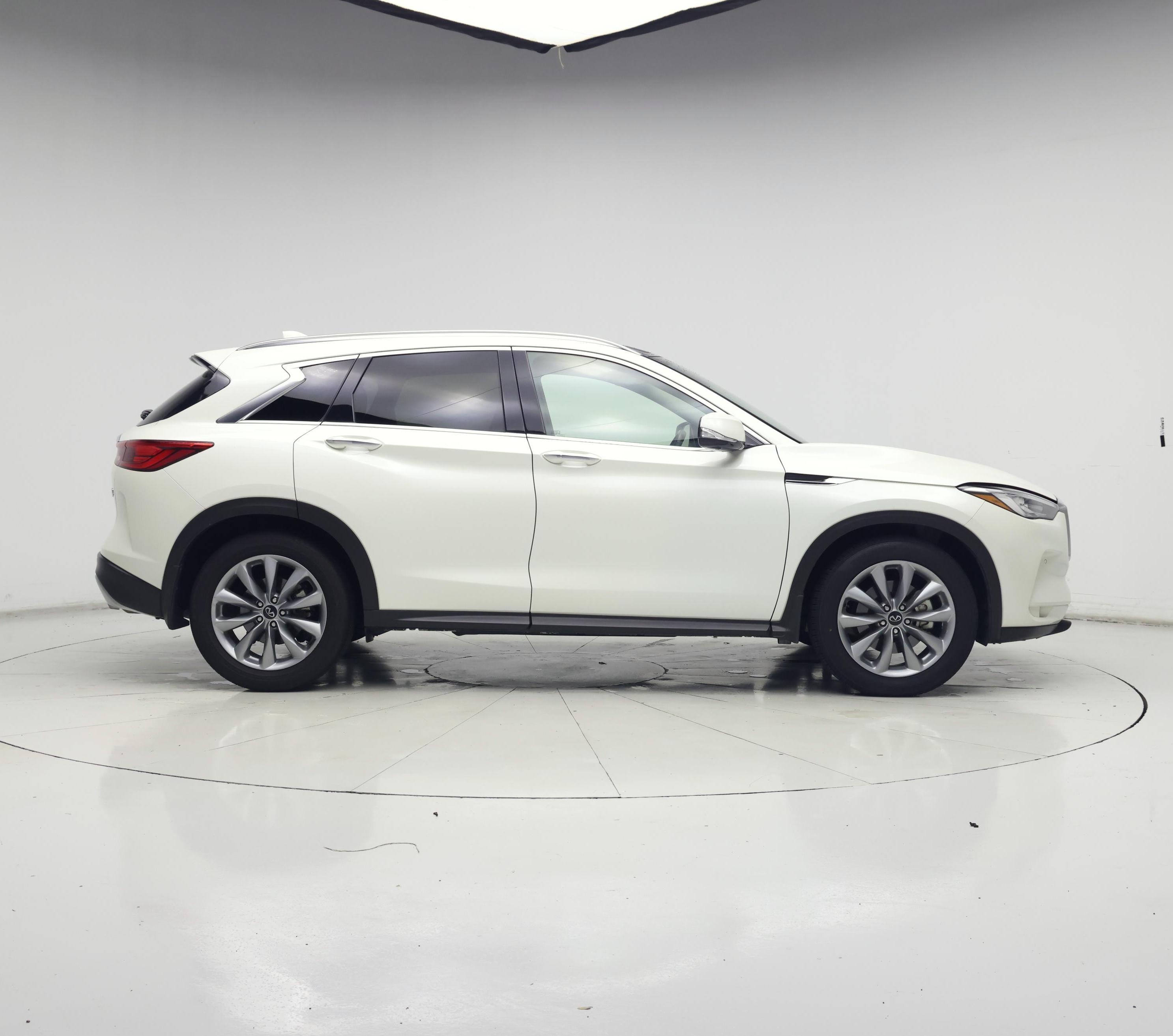 Thumbnail: 2021 INFINITI QX50 - 7