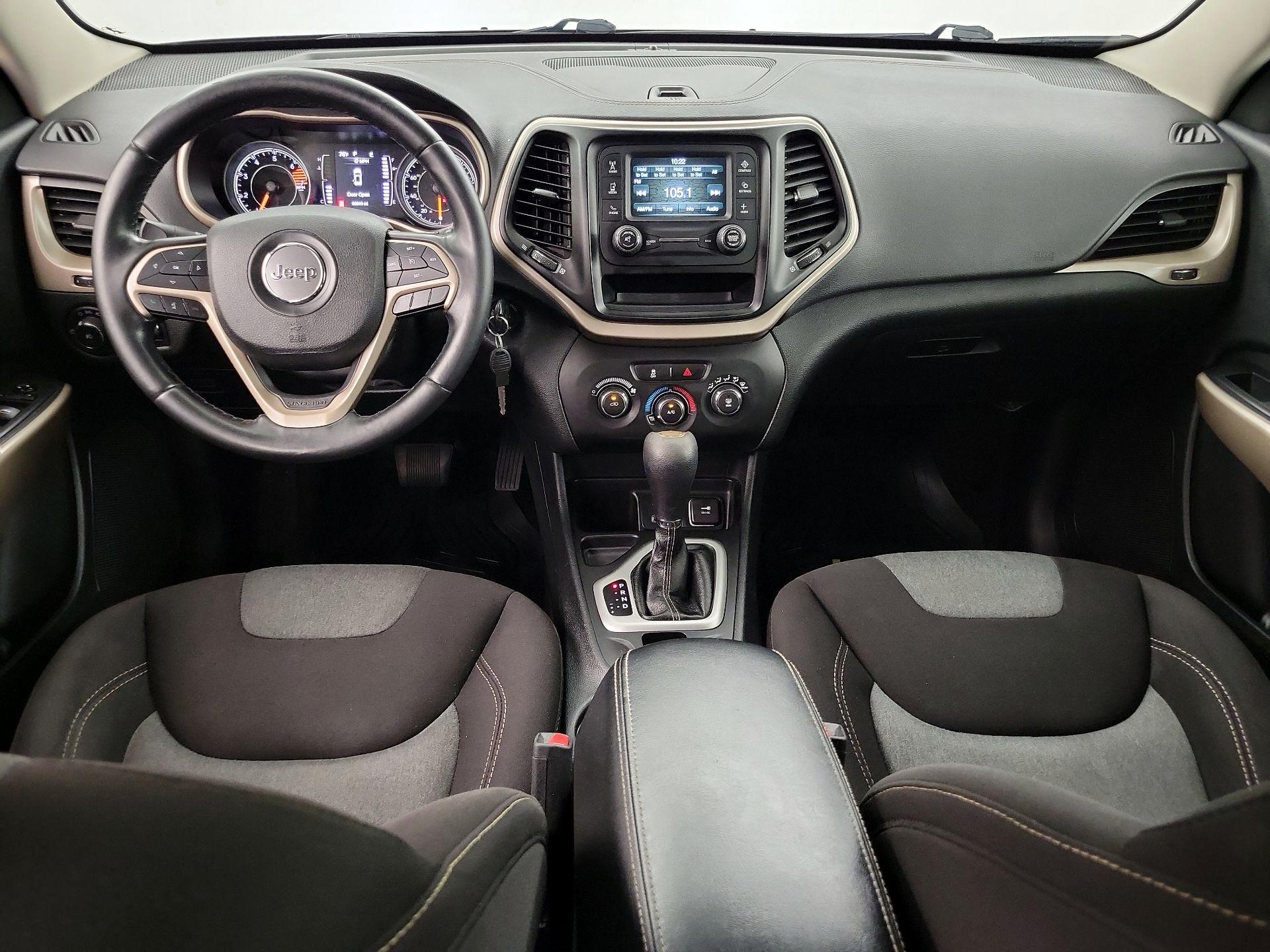 Thumbnail: 2018 Jeep Cherokee - 9