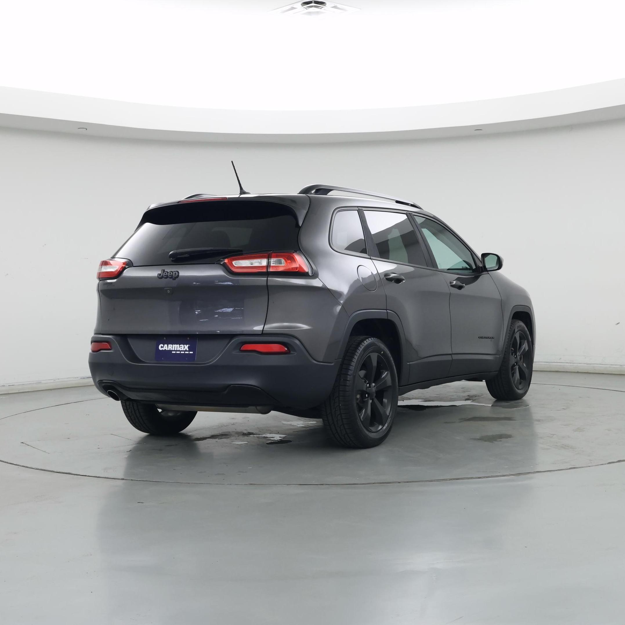 Thumbnail: 2018 Jeep Cherokee - 8