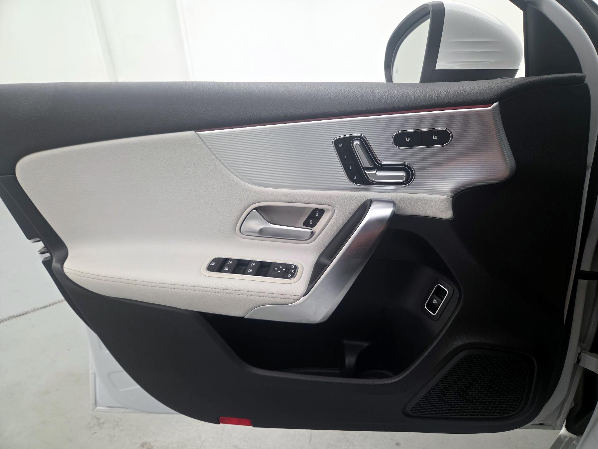 Thumbnail: 2022 Mercedes-Benz A-Class - 12