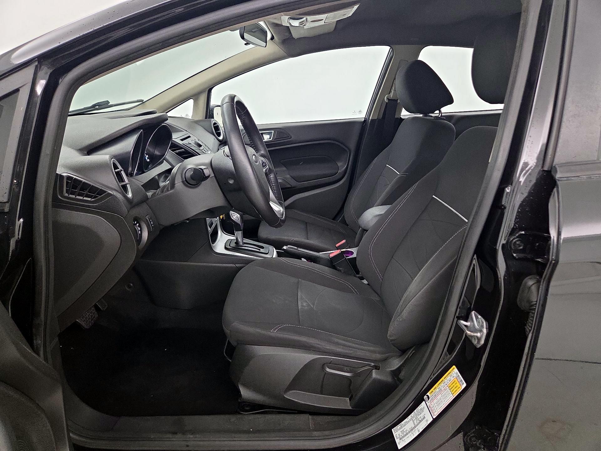 Thumbnail: 2014 Ford Fiesta - 11