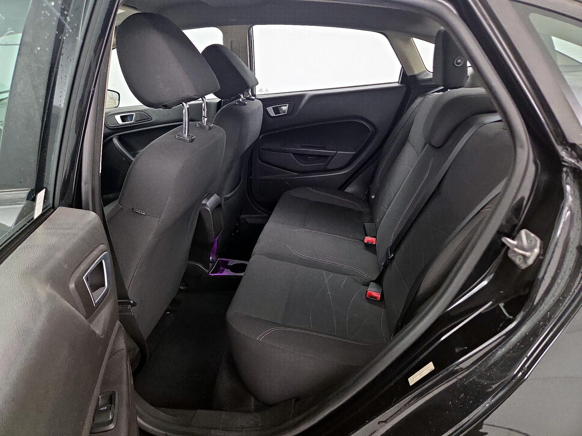 Thumbnail: 2014 Ford Fiesta - 18