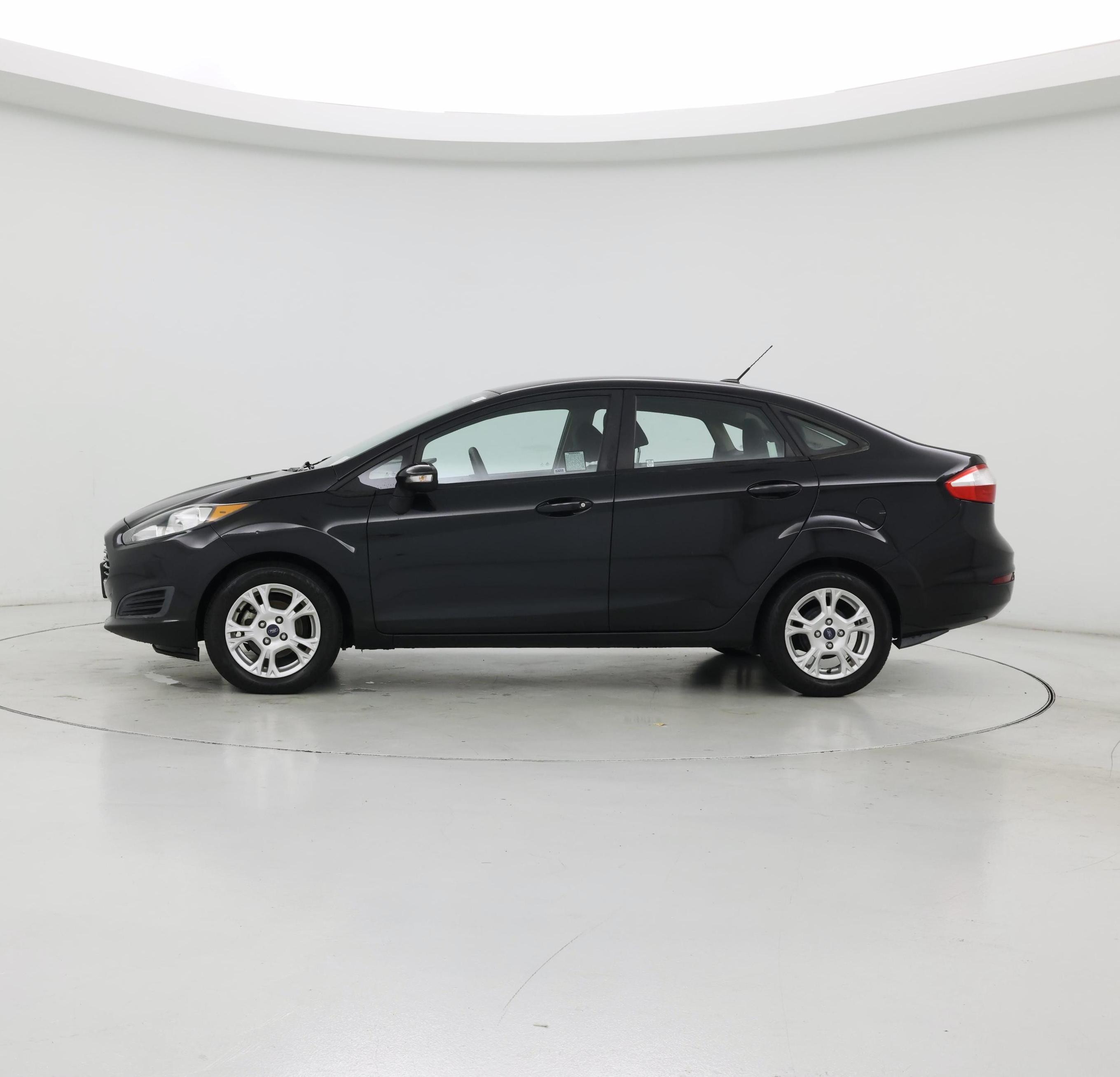 Thumbnail: 2014 Ford Fiesta - 3