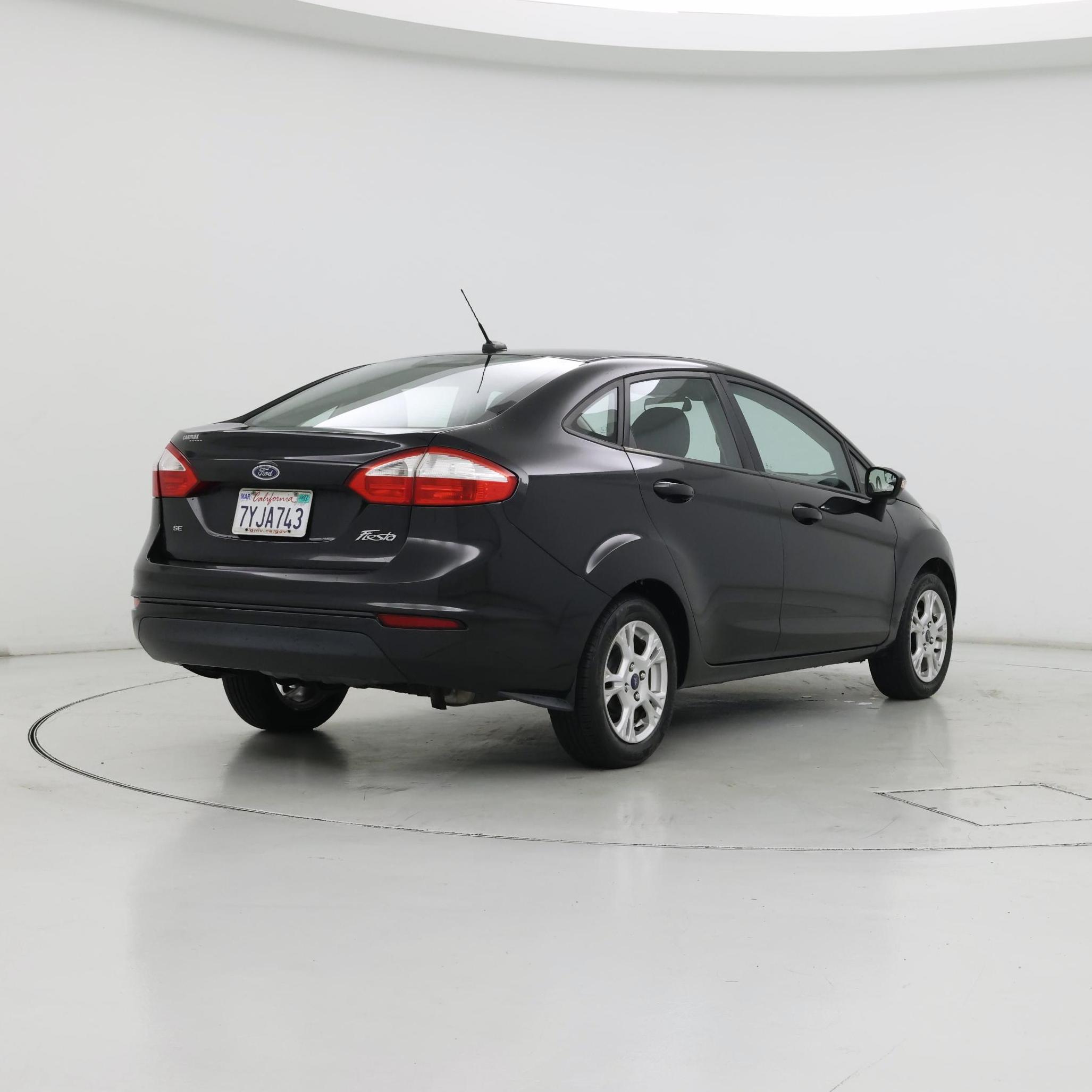Thumbnail: 2014 Ford Fiesta - 8