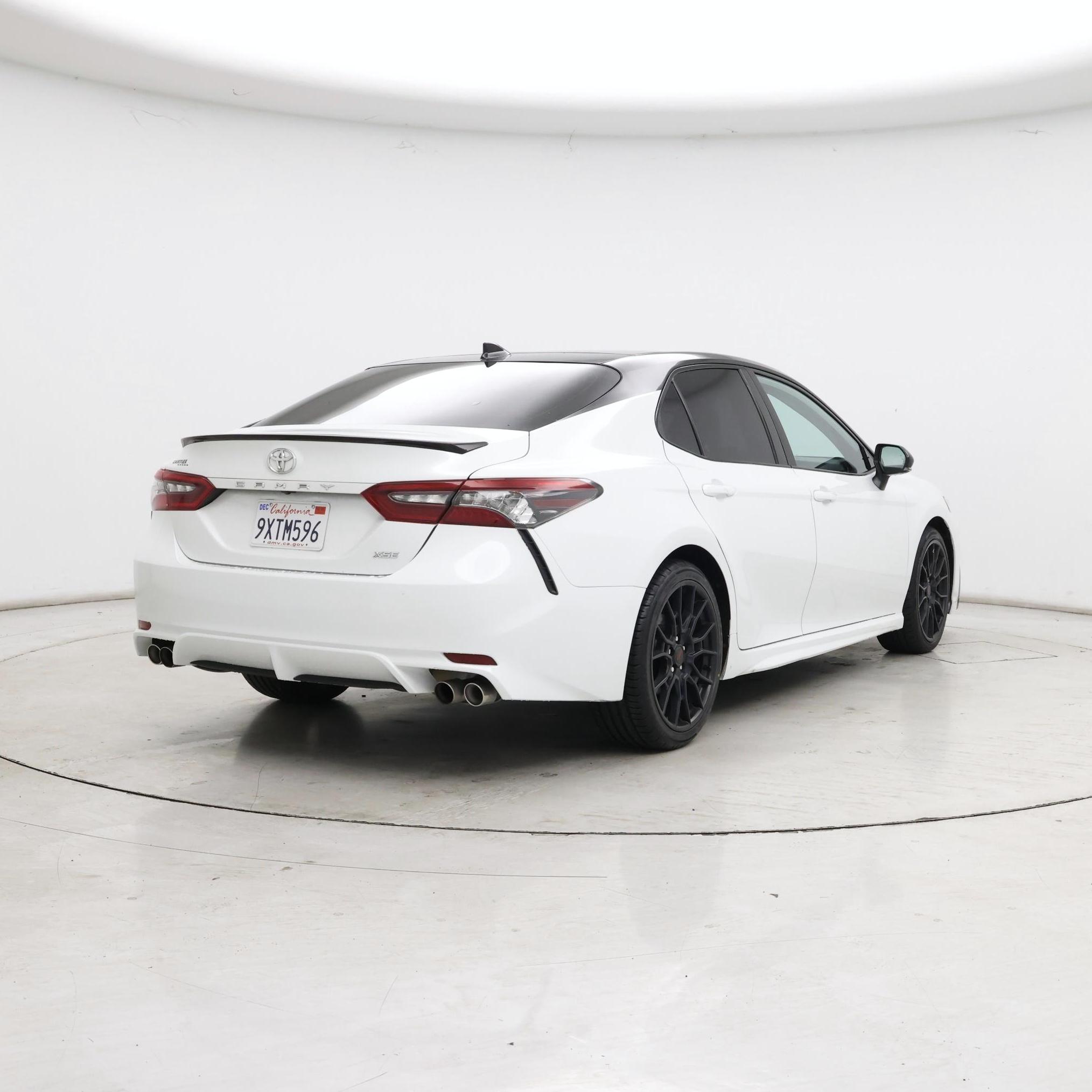 Thumbnail: 2021 Toyota Camry - 8