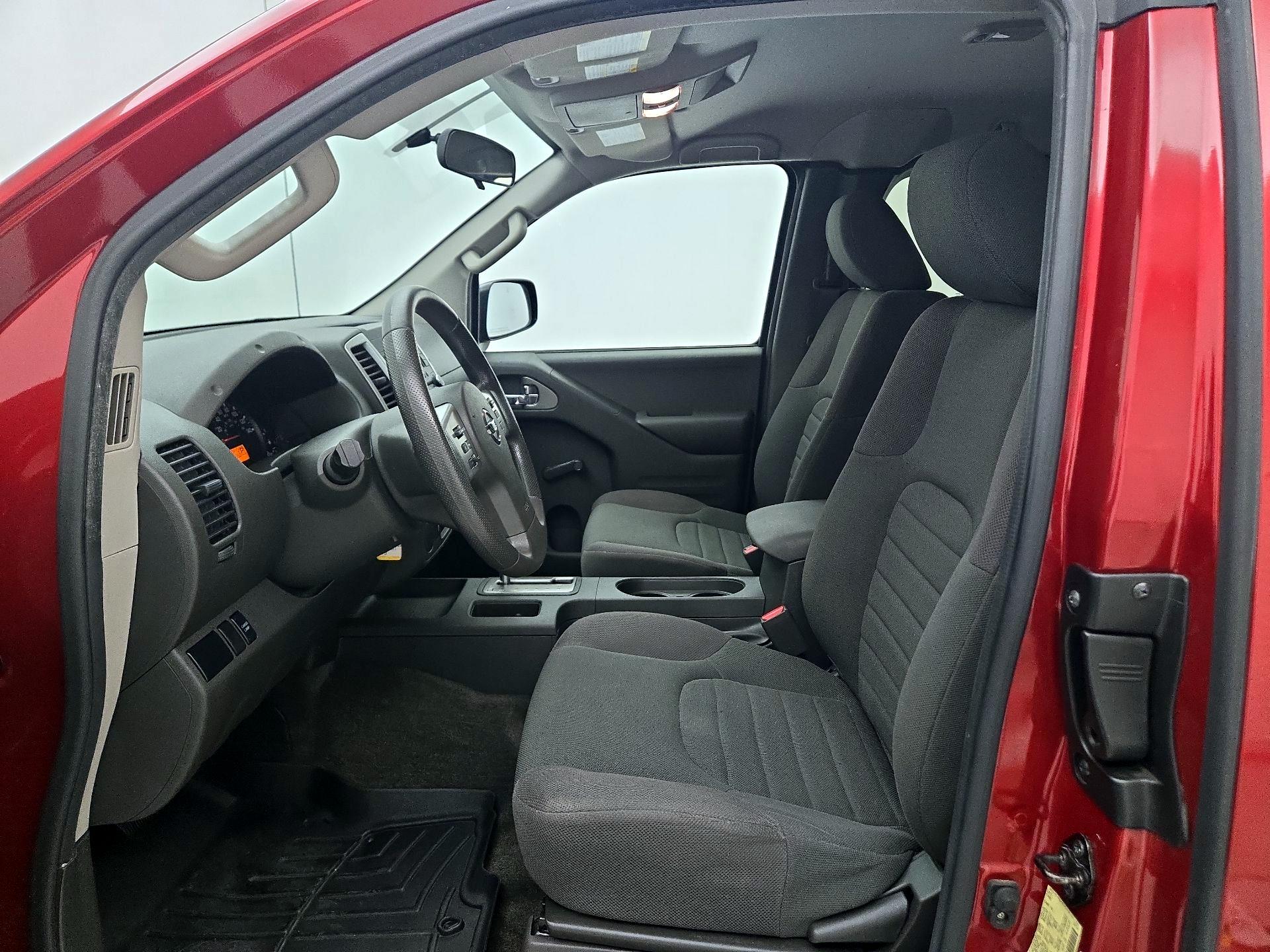 Thumbnail: 2015 Nissan Frontier - 11