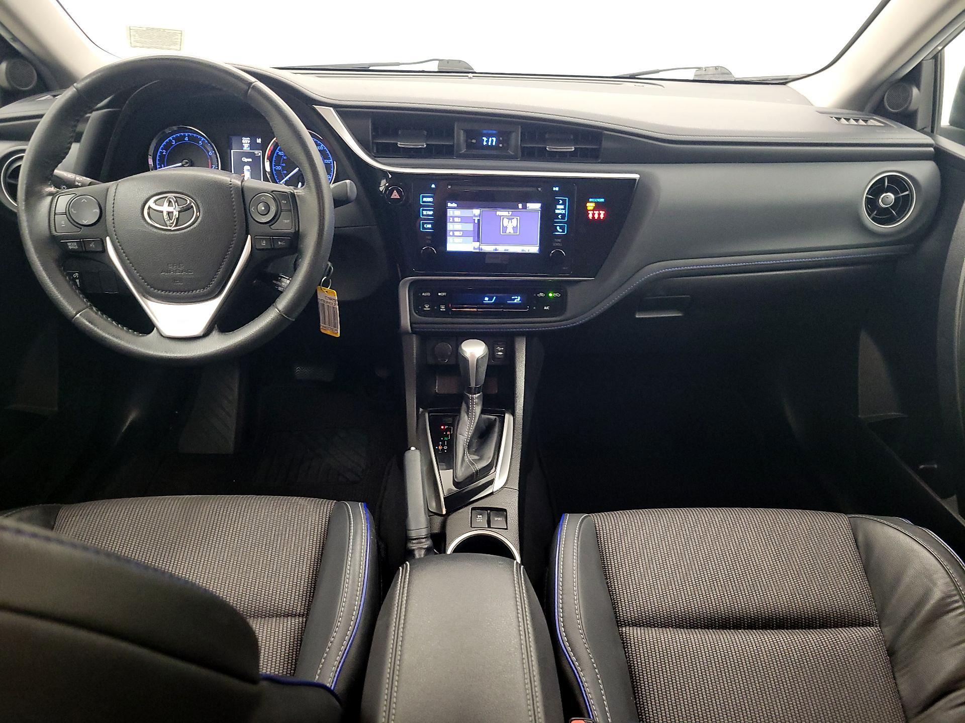 Thumbnail: 2018 Toyota Corolla - 9
