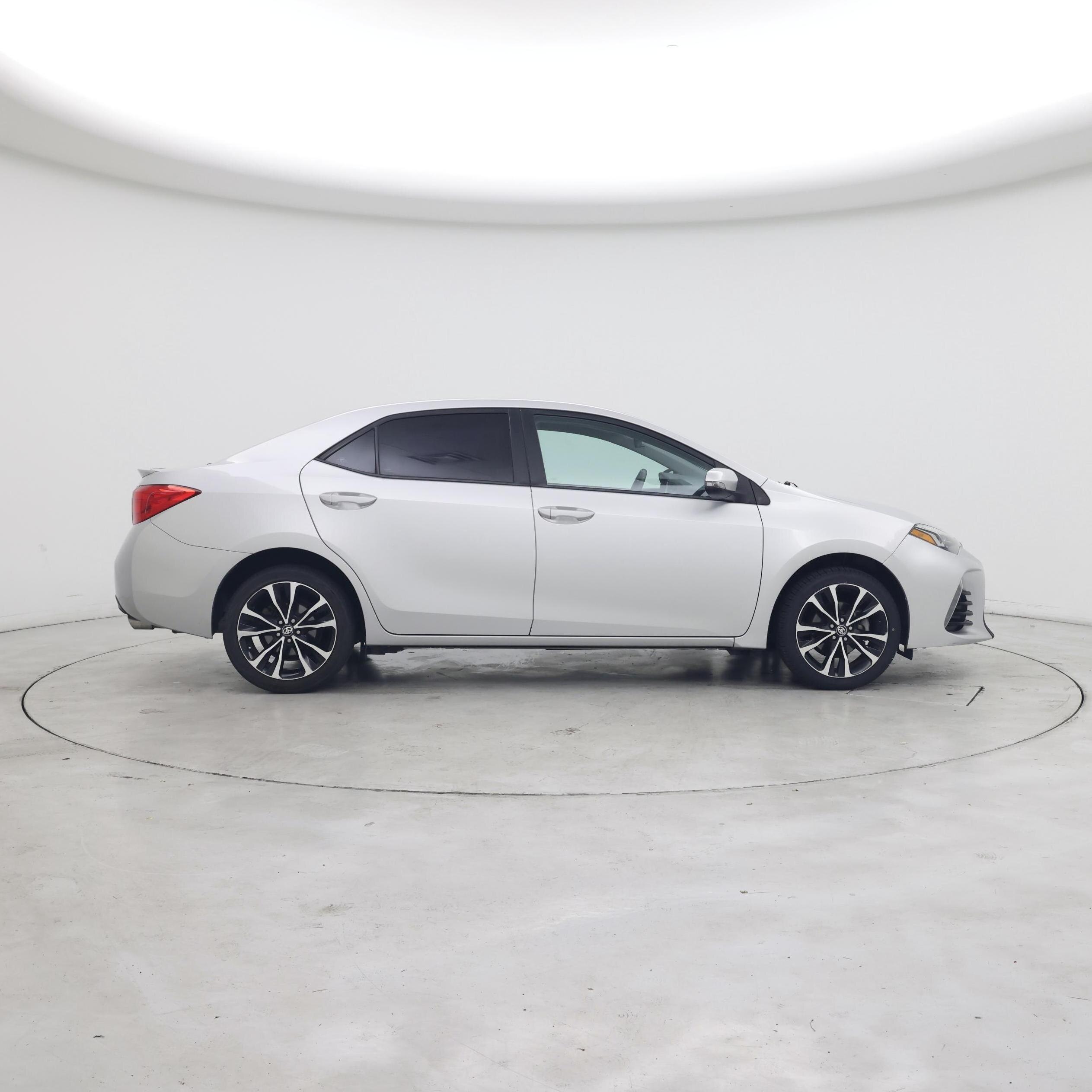 Thumbnail: 2018 Toyota Corolla - 7