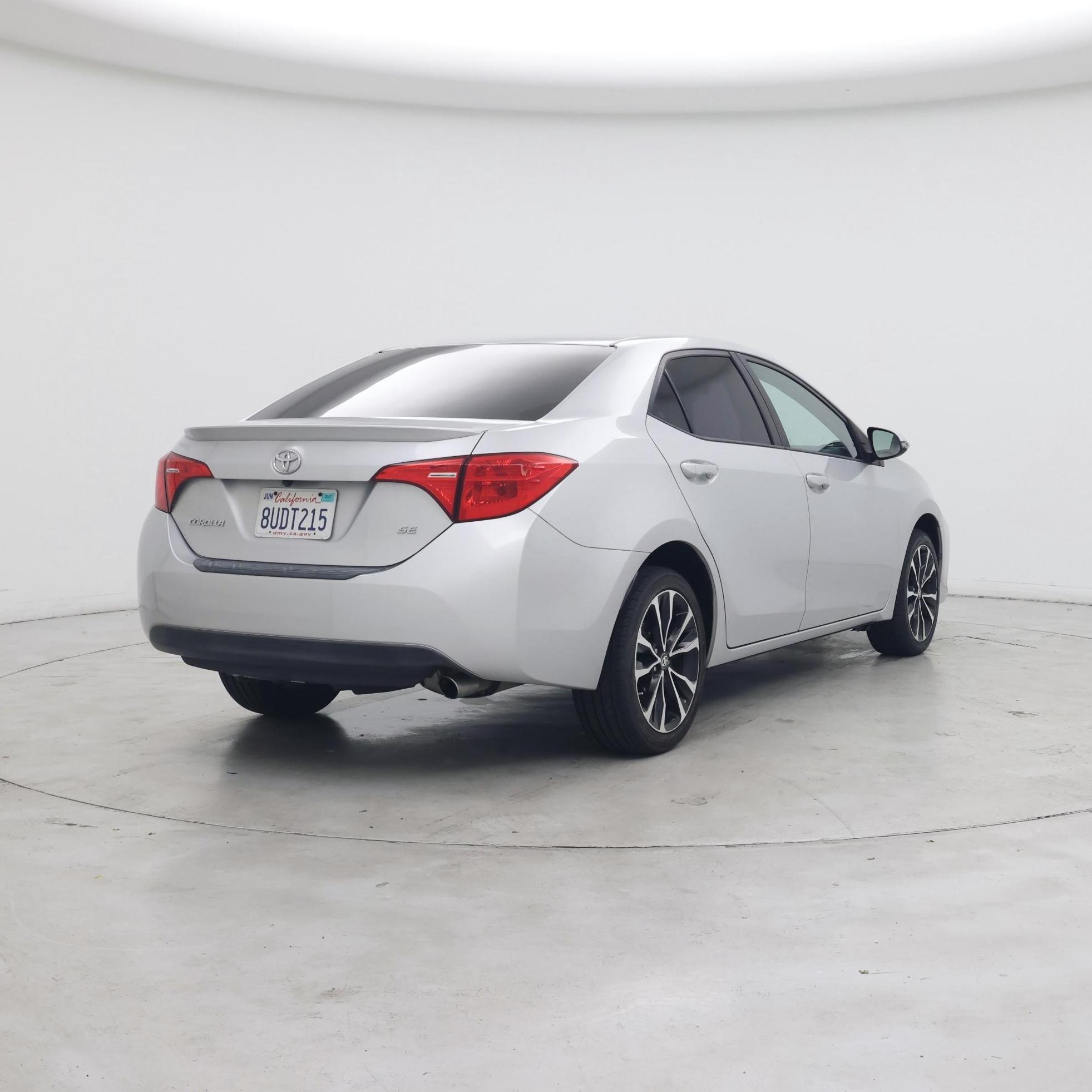 Thumbnail: 2018 Toyota Corolla - 8