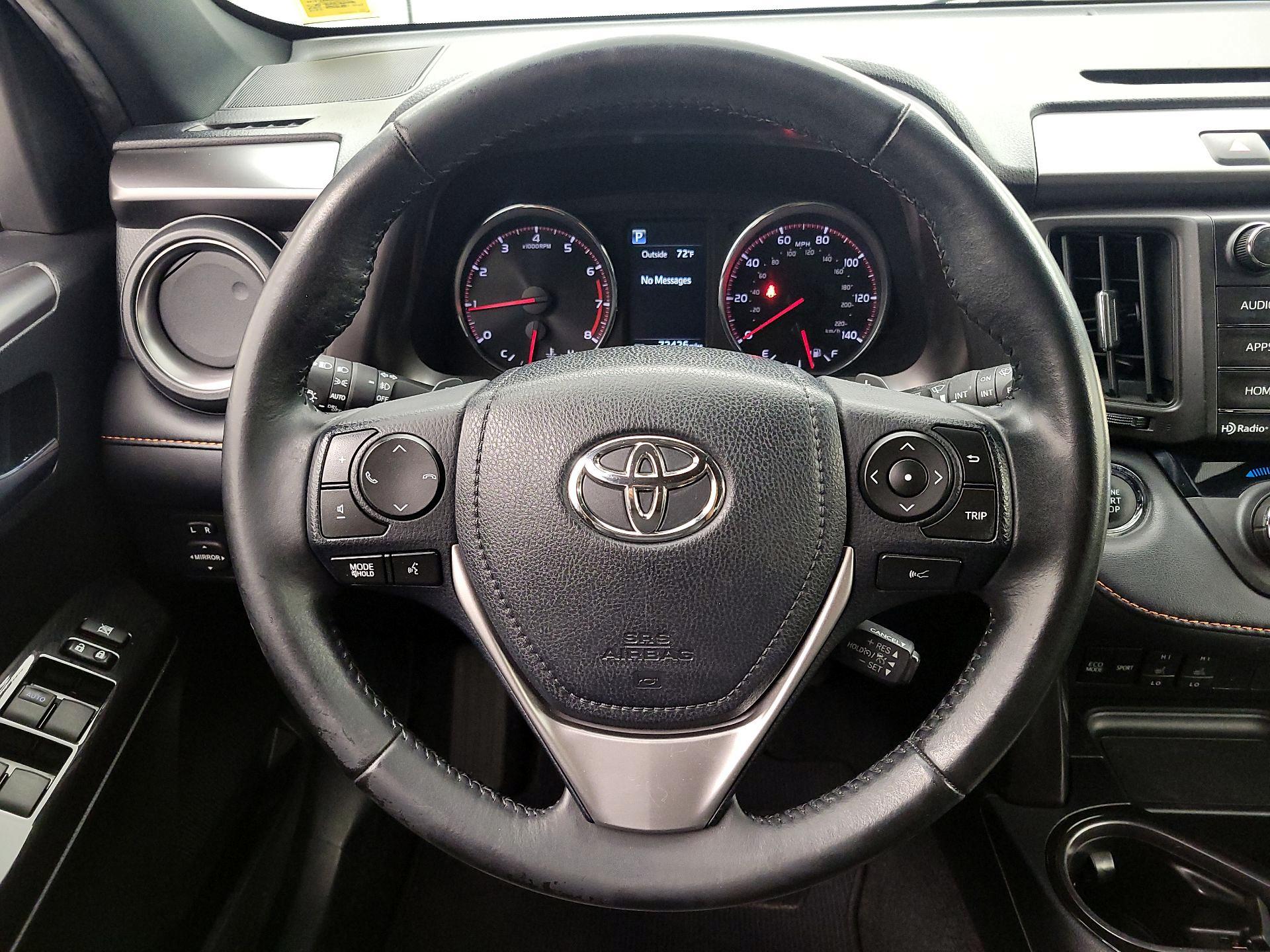 Thumbnail: 2017 Toyota RAV4 - 10