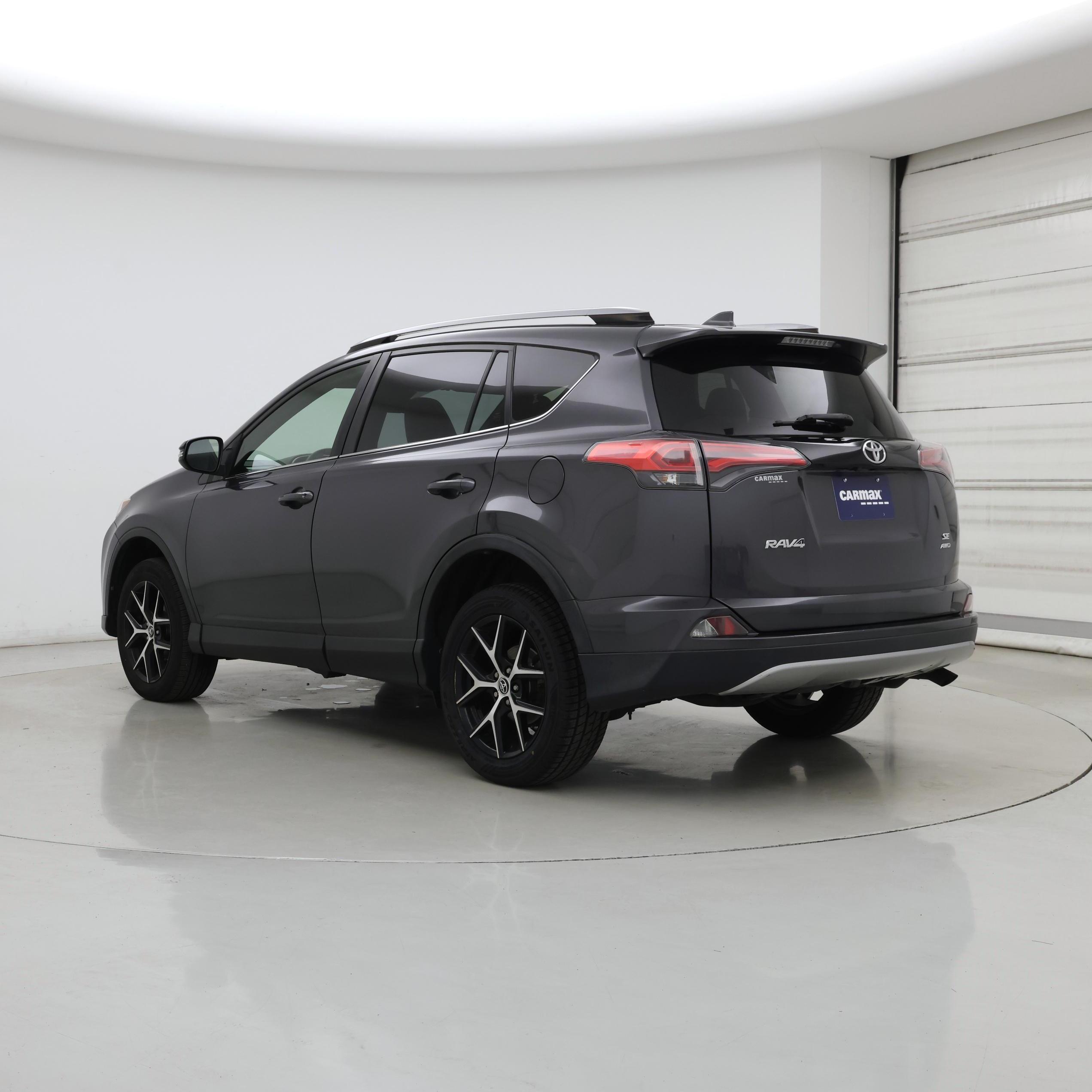 Thumbnail: 2017 Toyota RAV4 - 2