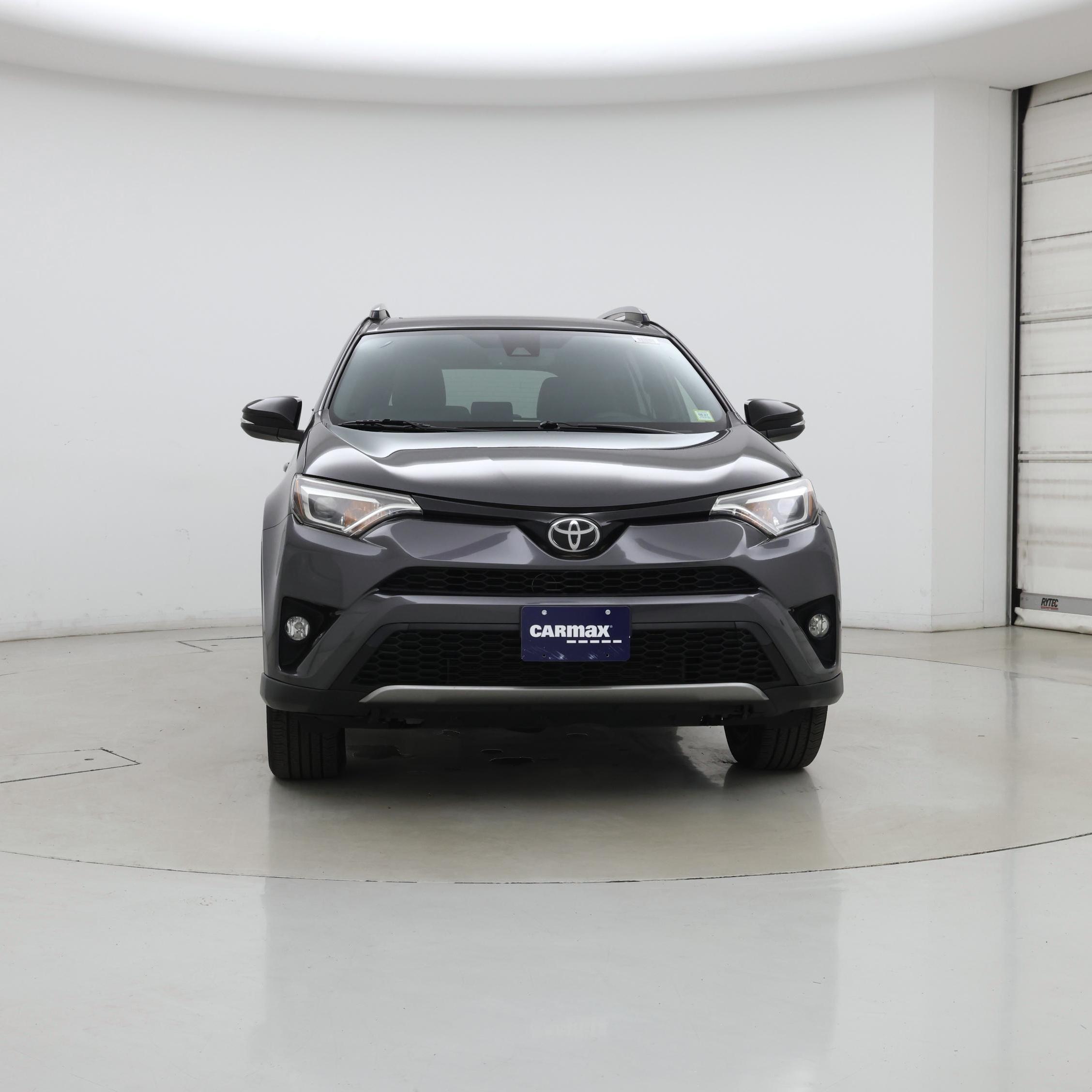Thumbnail: 2017 Toyota RAV4 - 5