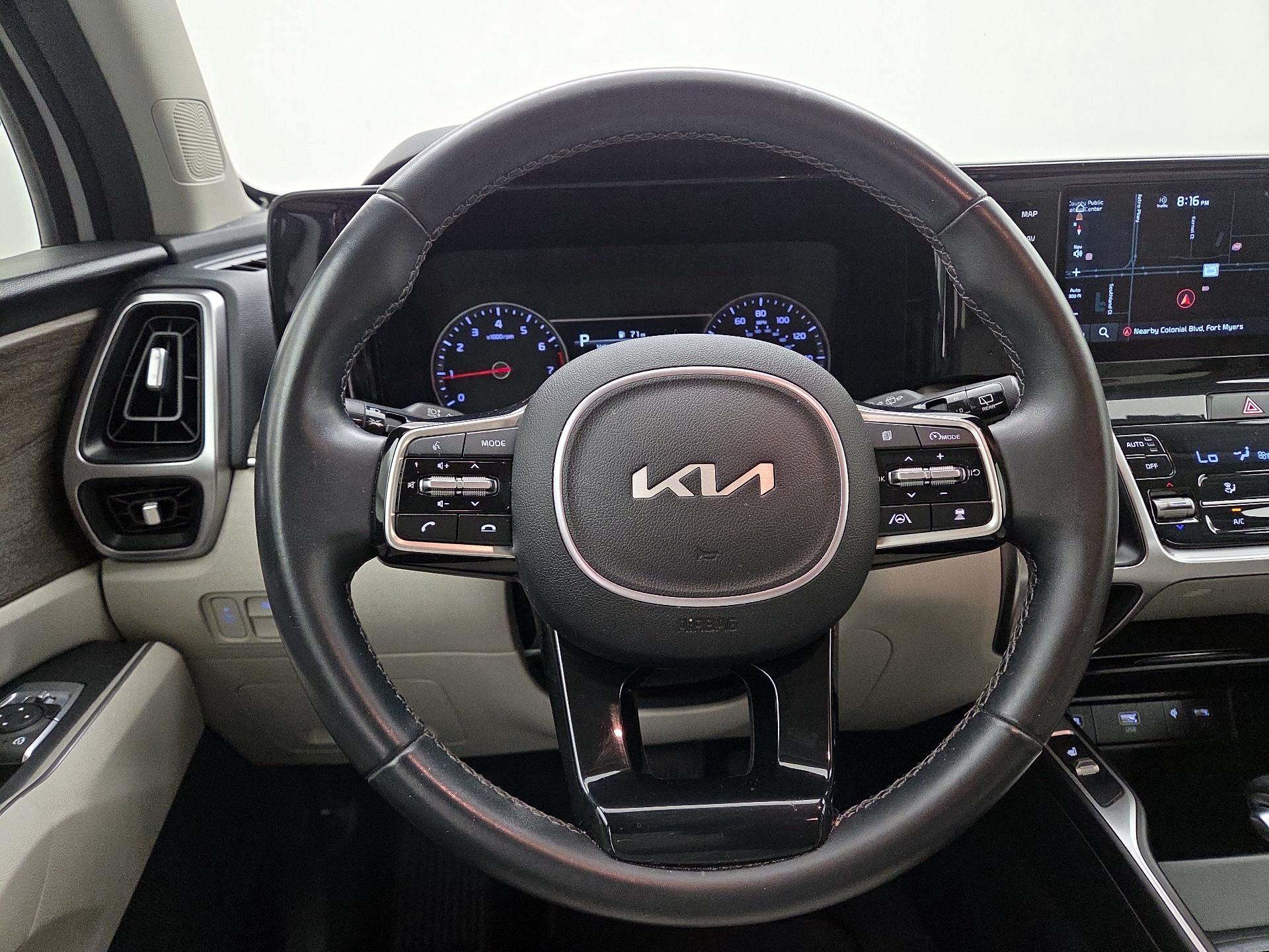 Thumbnail: 2022 Kia Sorento - 10