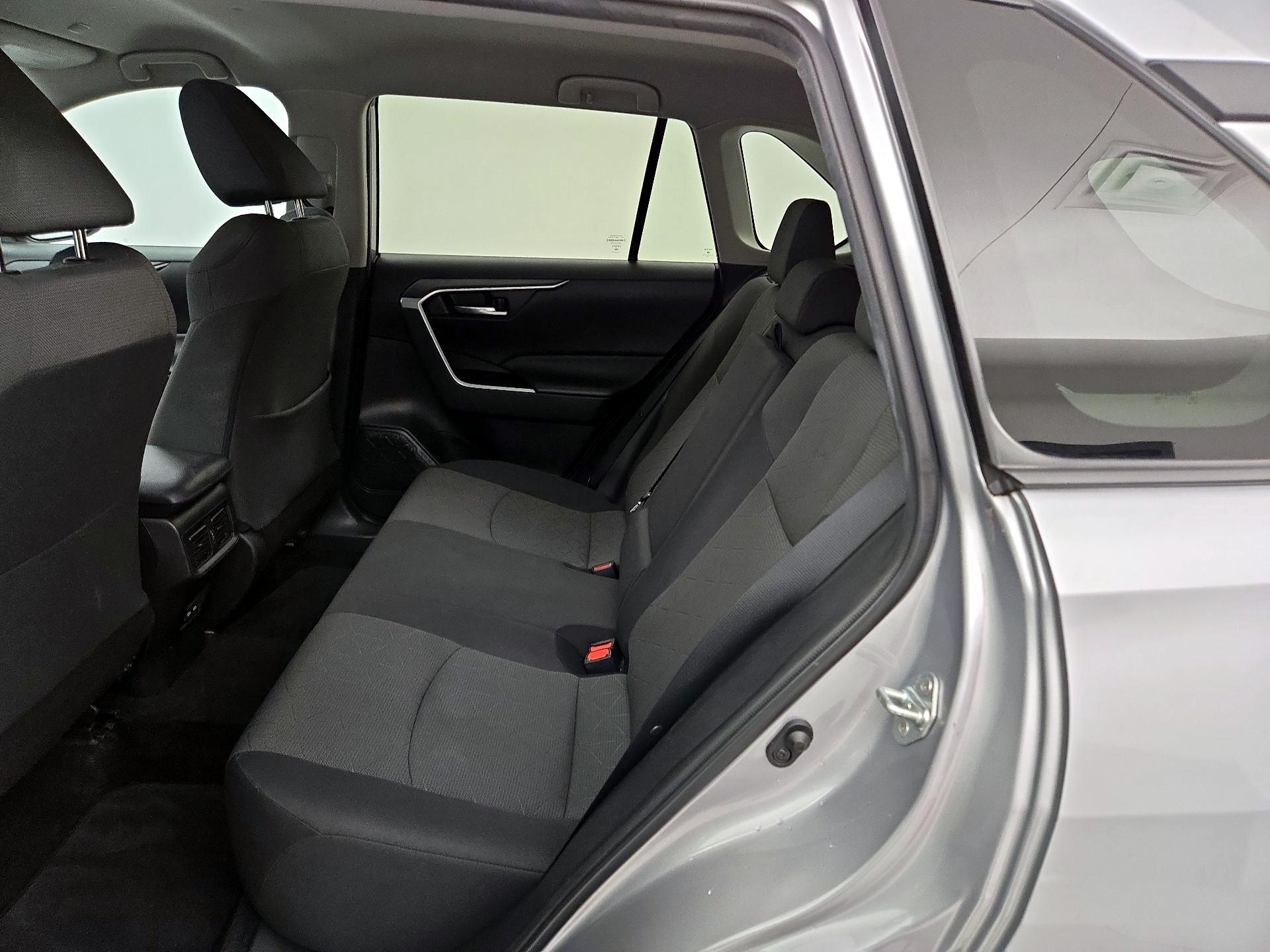 Thumbnail: 2023 Toyota RAV4 - 19