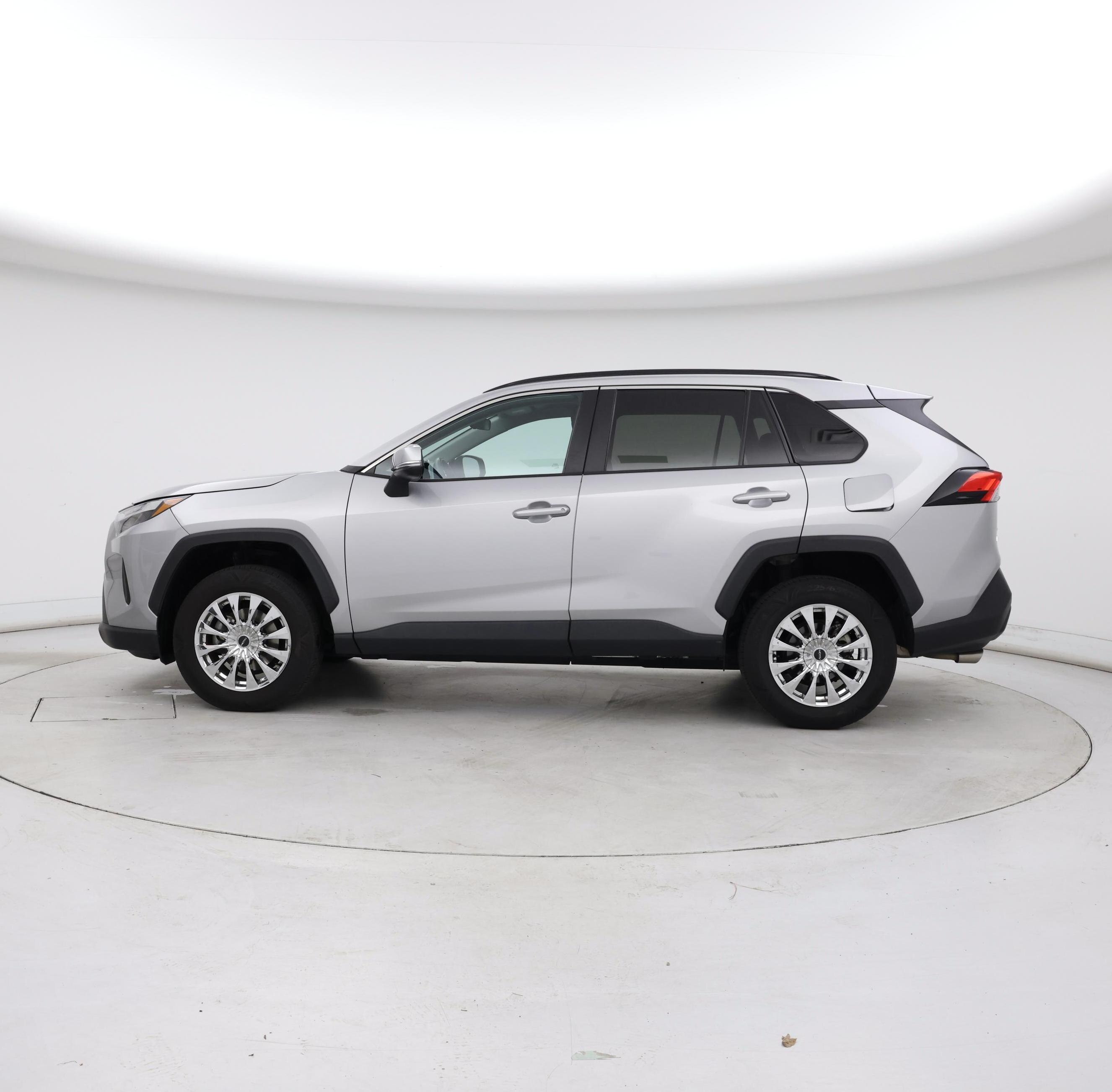 Thumbnail: 2023 Toyota RAV4 - 3