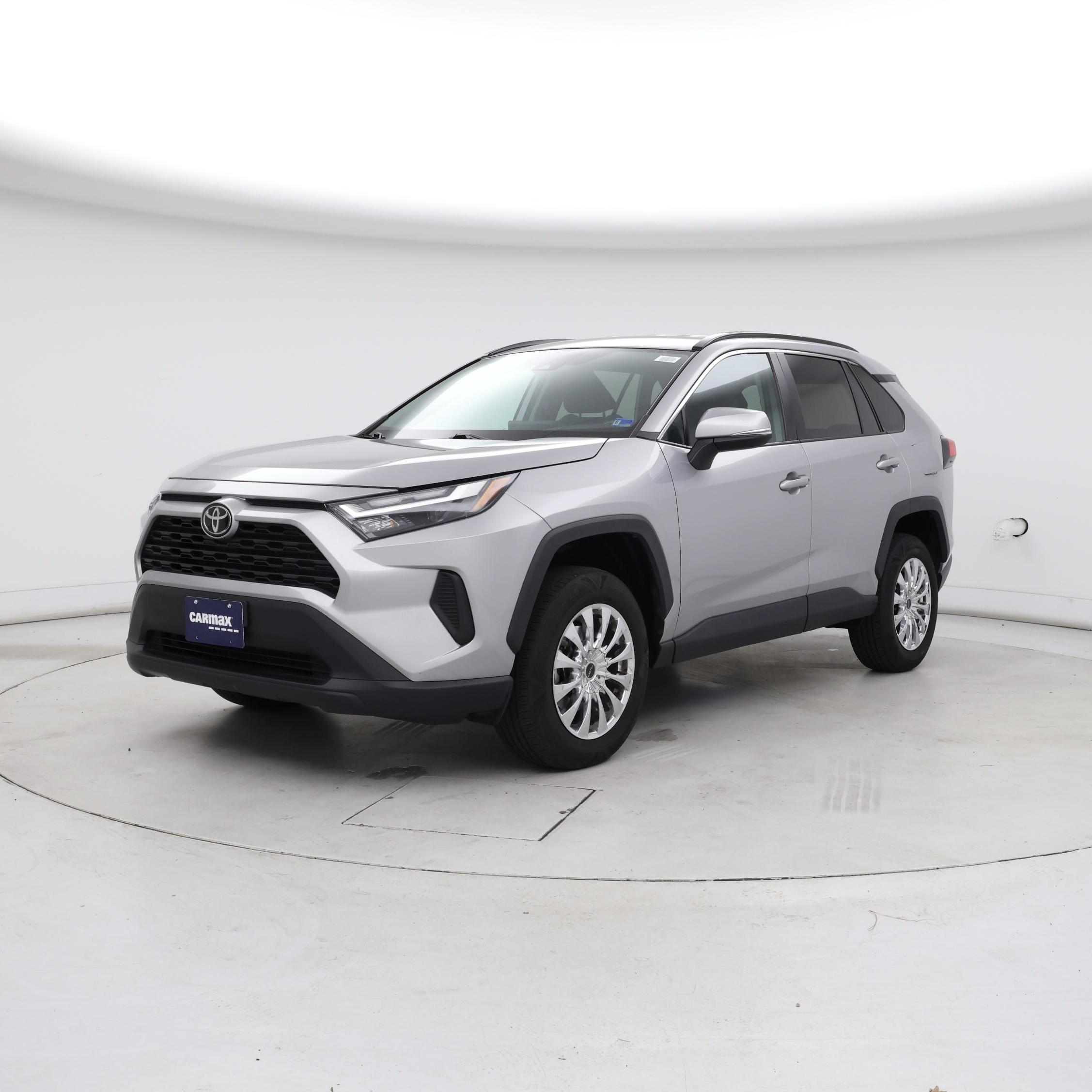 Thumbnail: 2023 Toyota RAV4 - 4