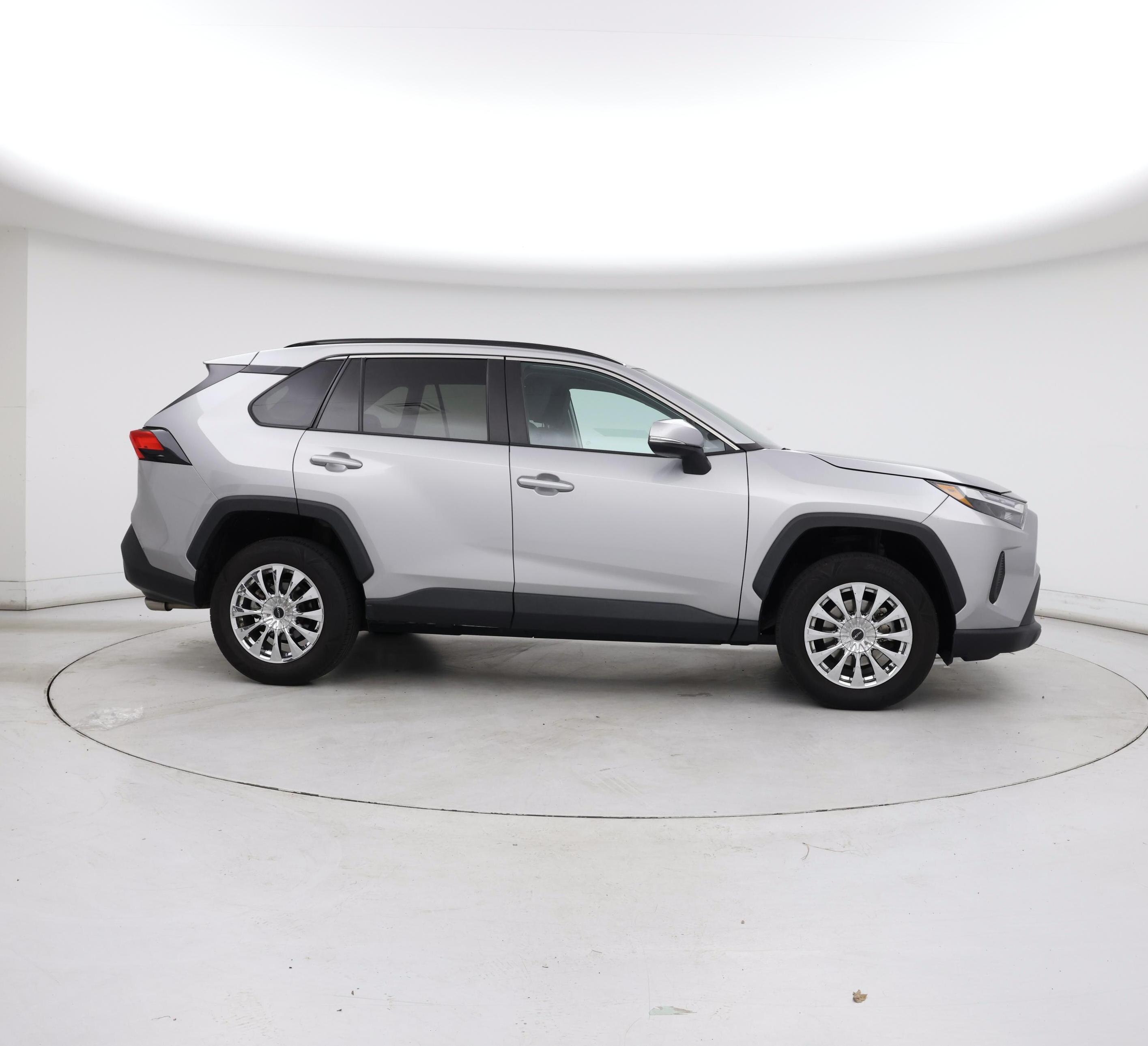 Thumbnail: 2023 Toyota RAV4 - 7