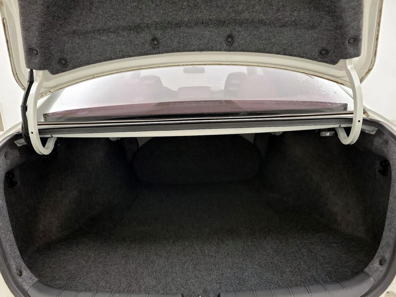 2017 Honda Accord LX - Photo 20