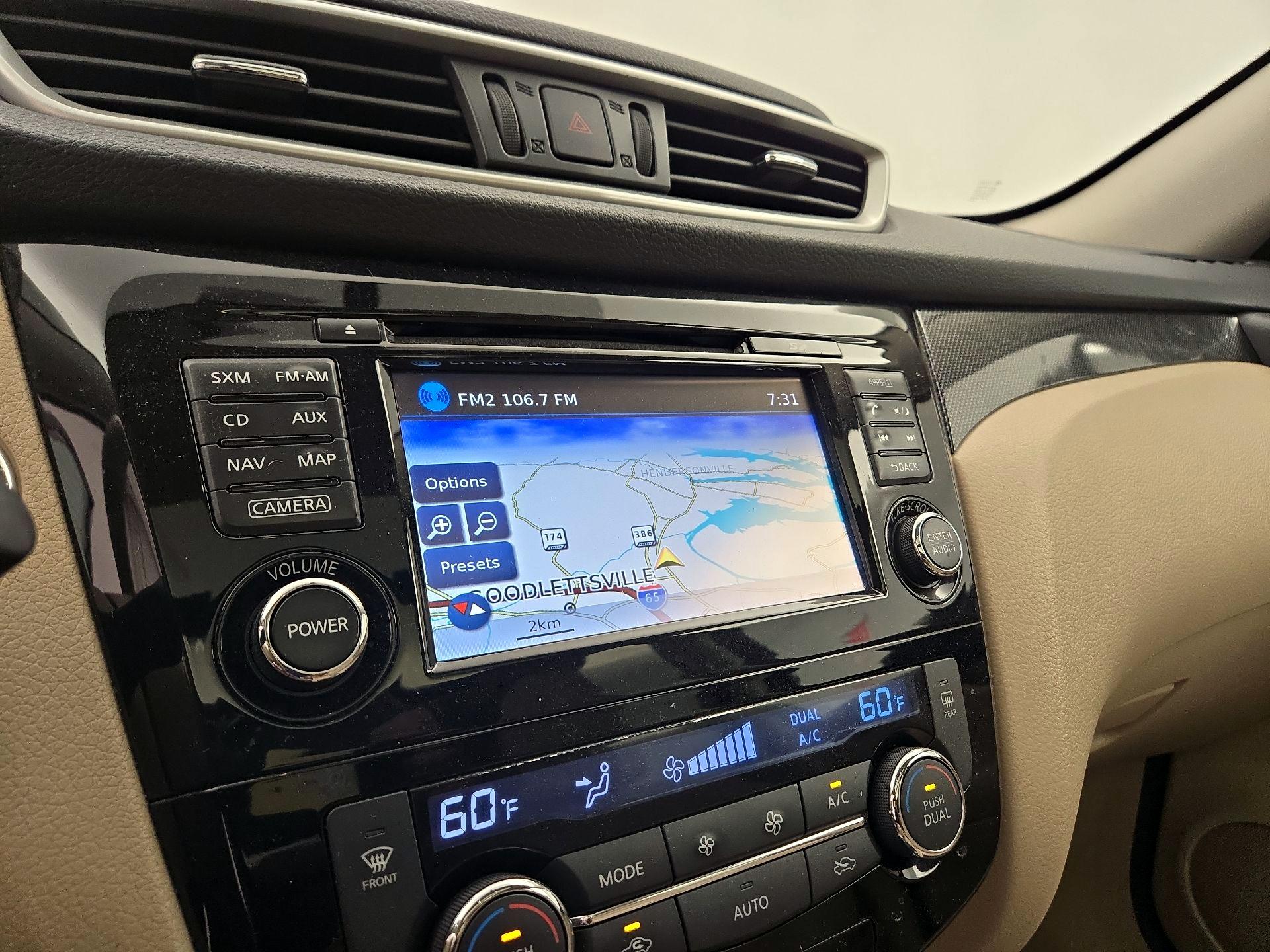 Thumbnail: 2015 Nissan Rogue - 14