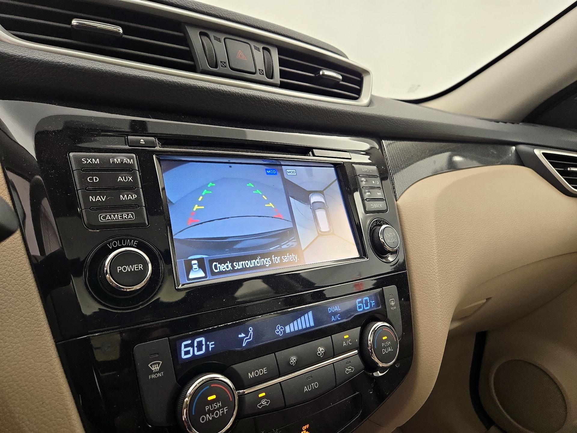 Thumbnail: 2015 Nissan Rogue - 15