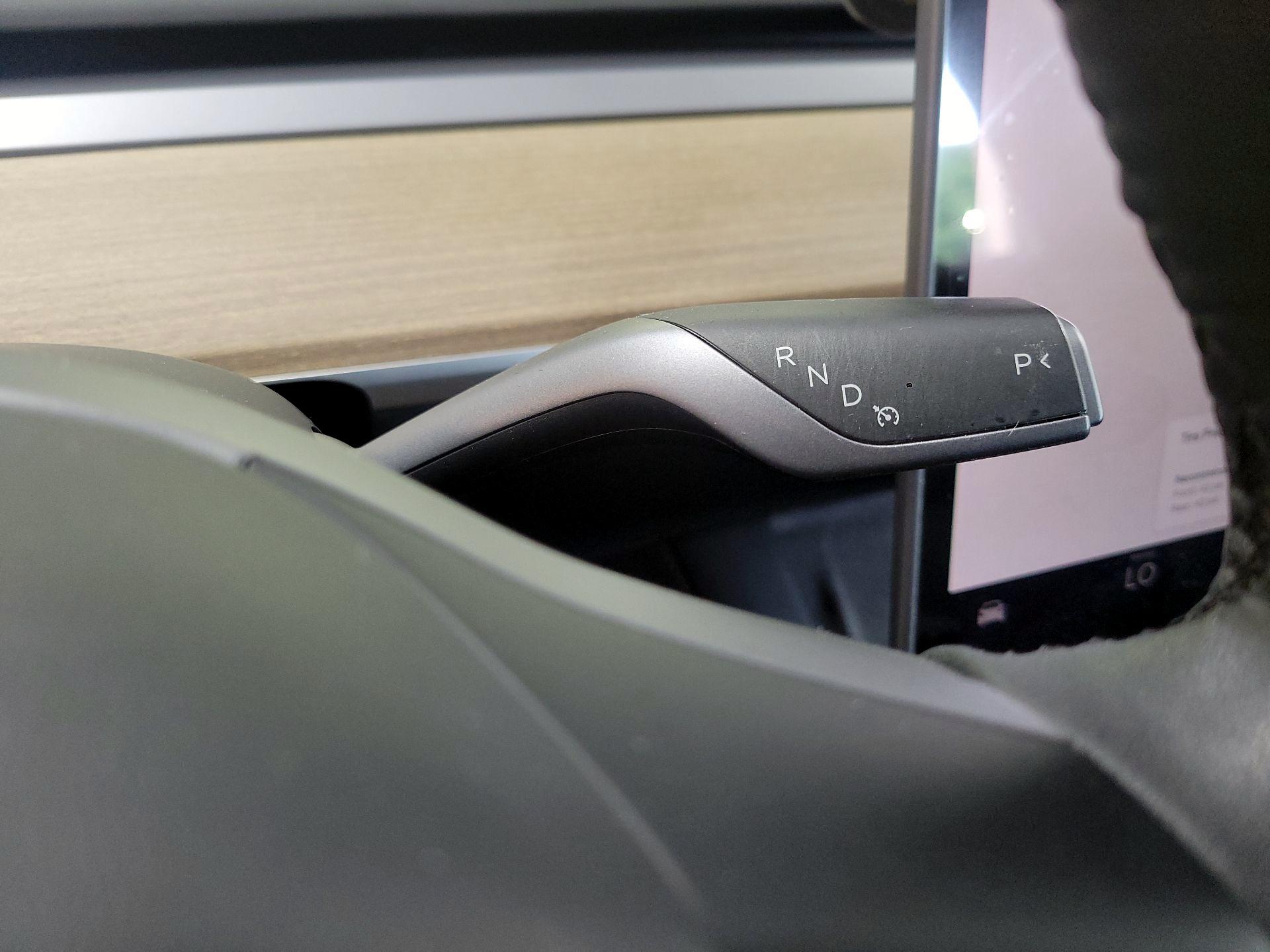 Thumbnail: 2023 Tesla Model 3 - 17
