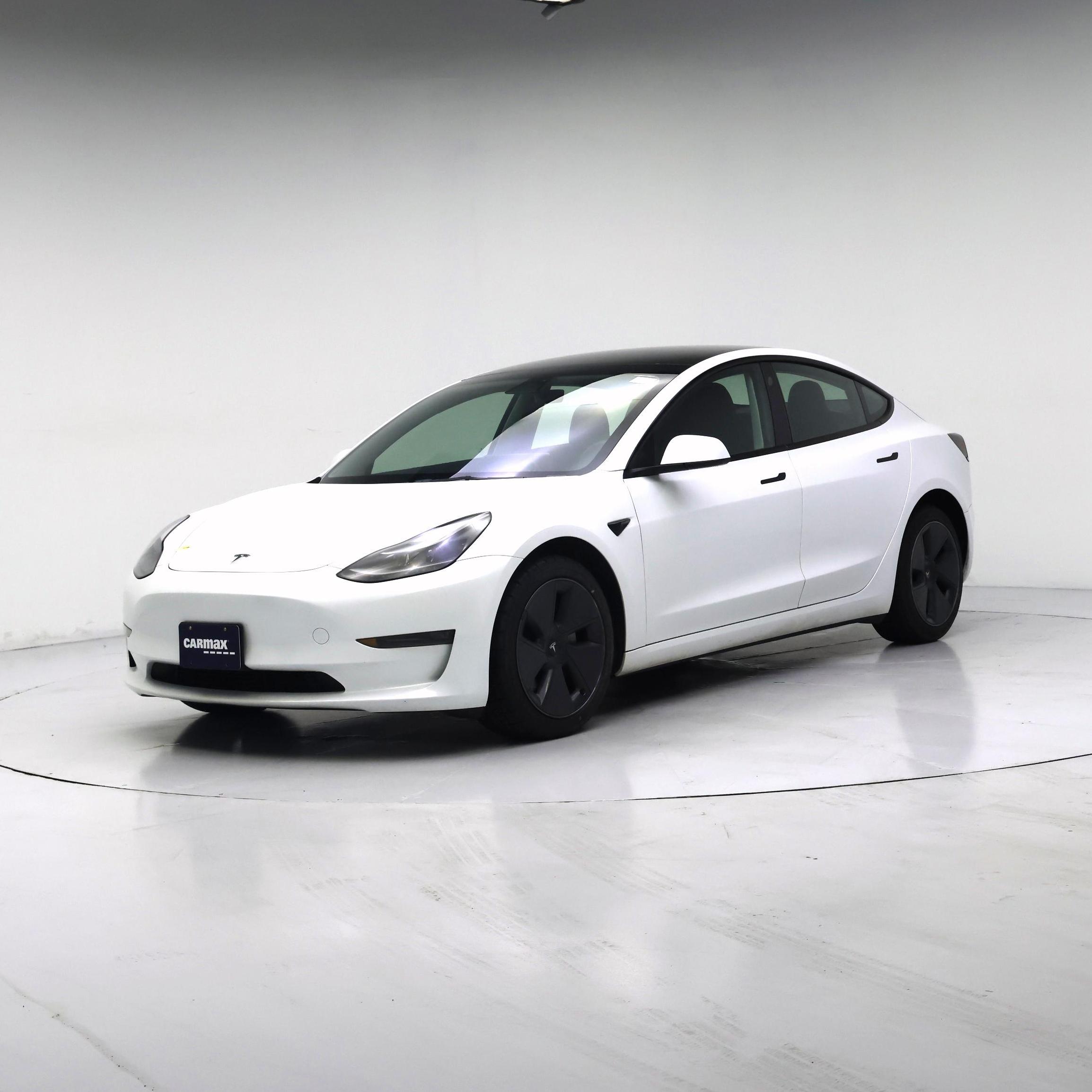 Thumbnail: 2023 Tesla Model 3 - 4