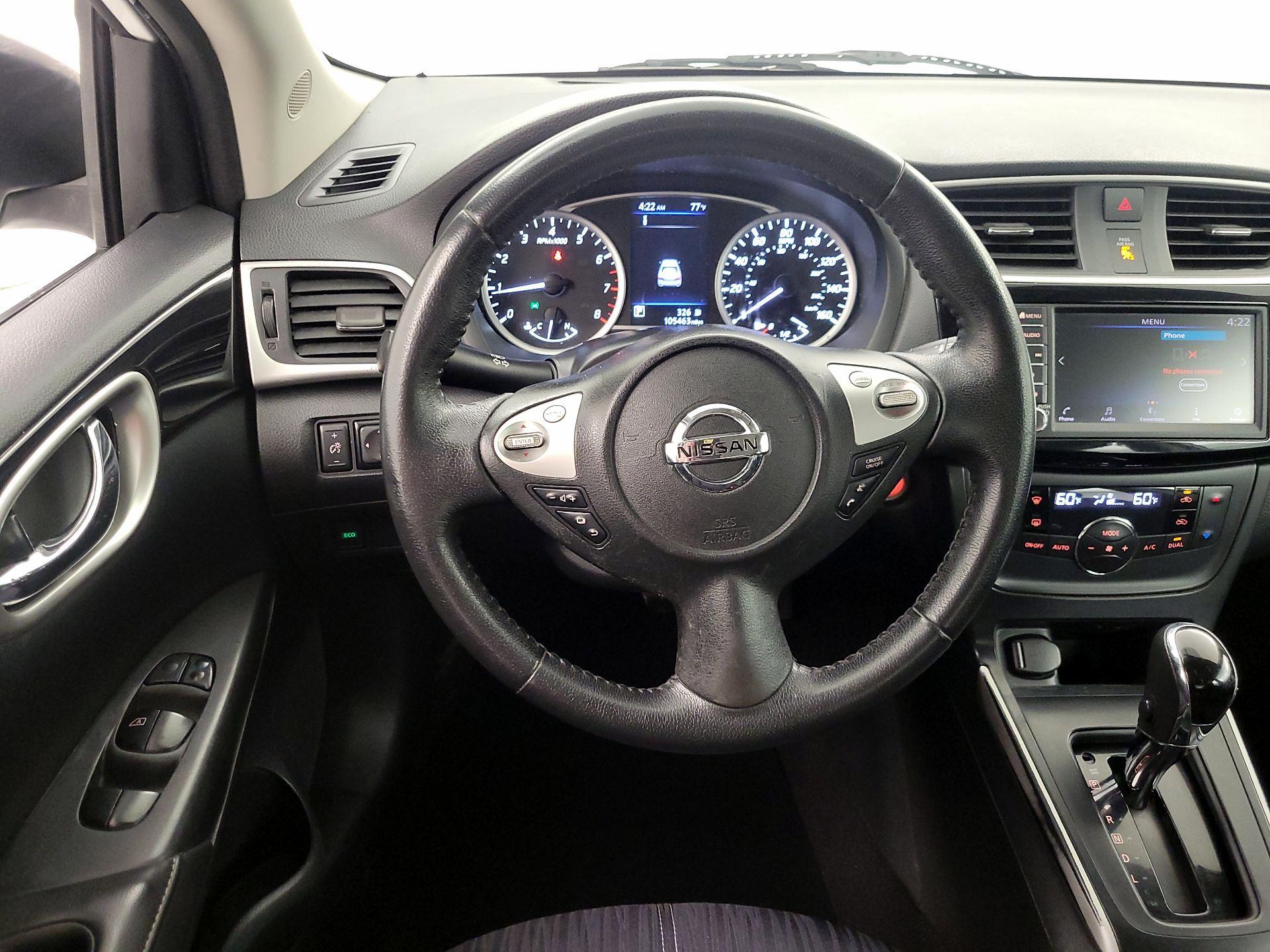 Thumbnail: 2019 Nissan Sentra - 10