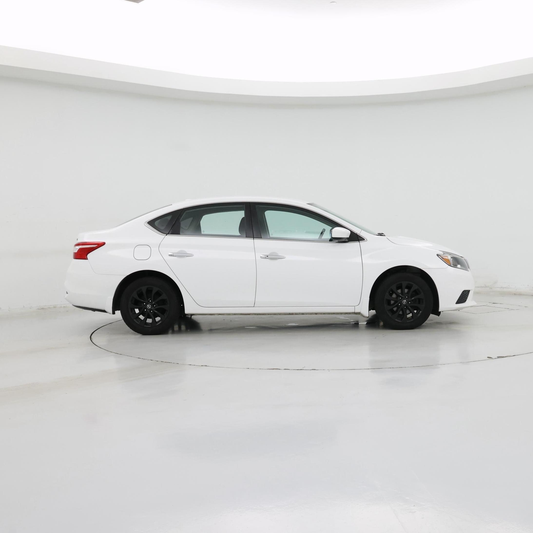 Thumbnail: 2019 Nissan Sentra - 7