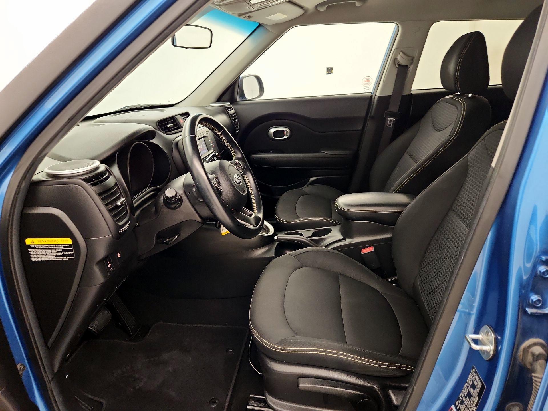 Thumbnail: 2016 Kia Soul - 11