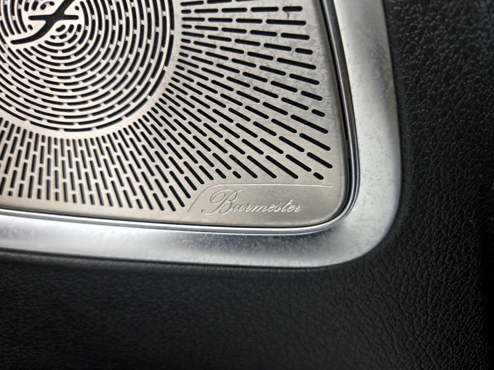 2024 Mercedes-Benz C-Class Sedan C 300 - Photo 25
