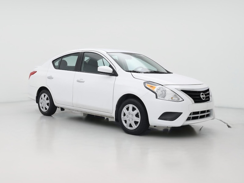2018 Nissan Versa SV -
                  Overland Park, KS