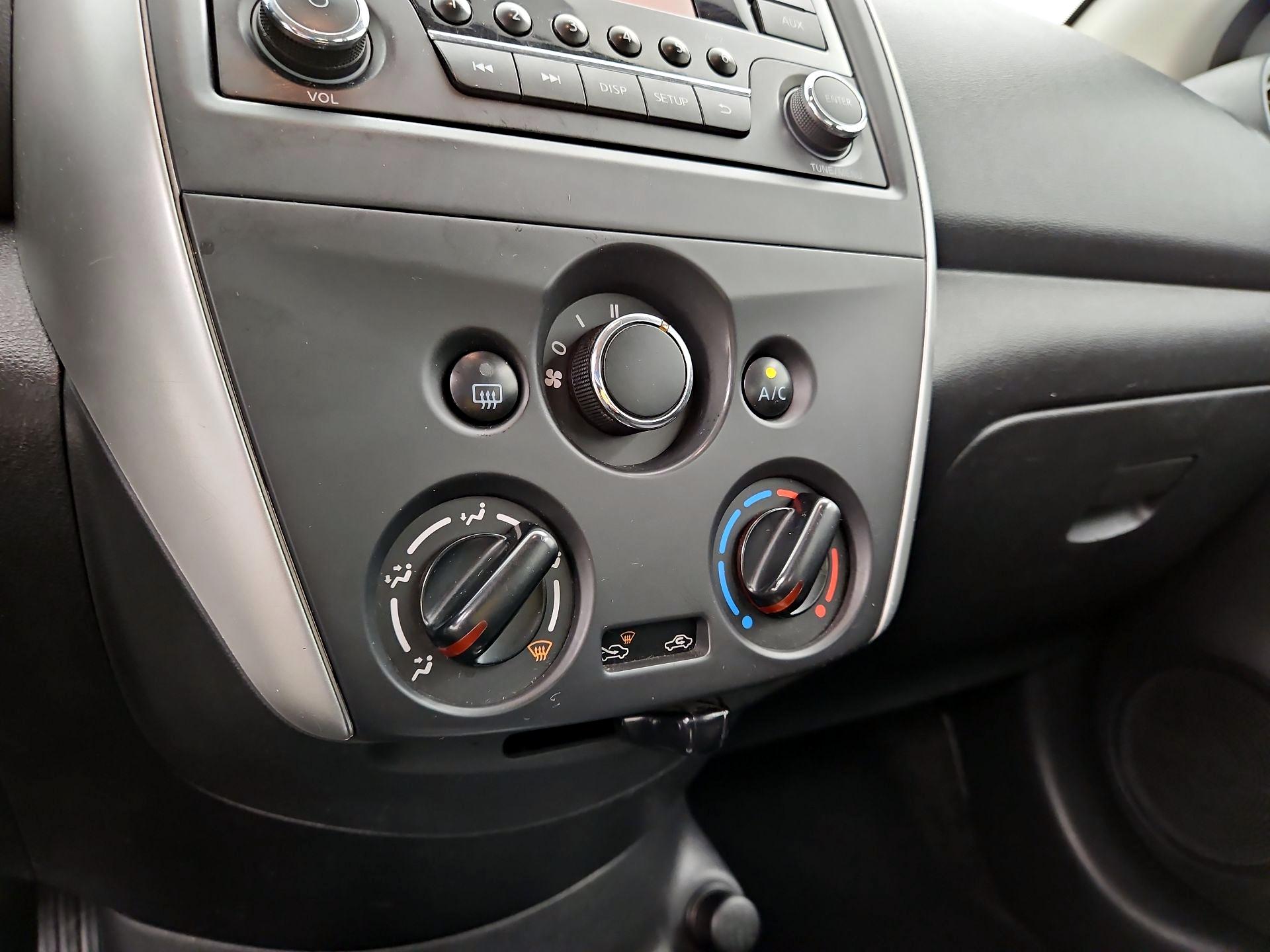 Thumbnail: 2018 Nissan Versa - 15
