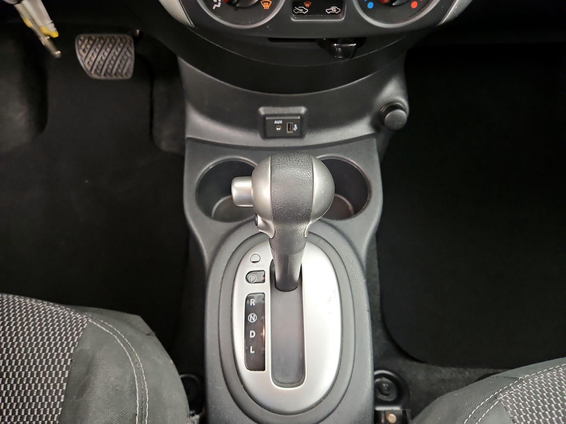 Thumbnail: 2018 Nissan Versa - 16