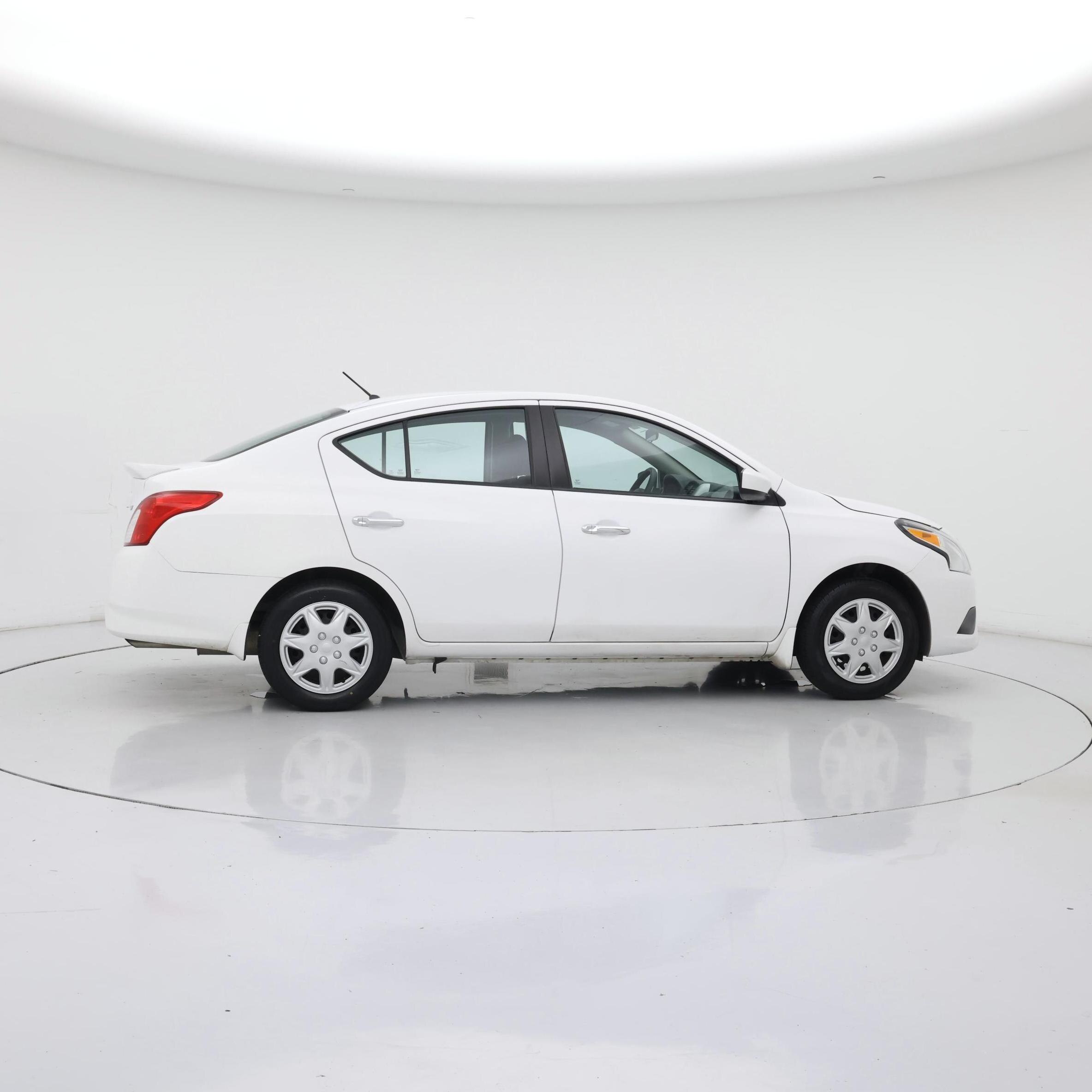 Thumbnail: 2018 Nissan Versa - 7