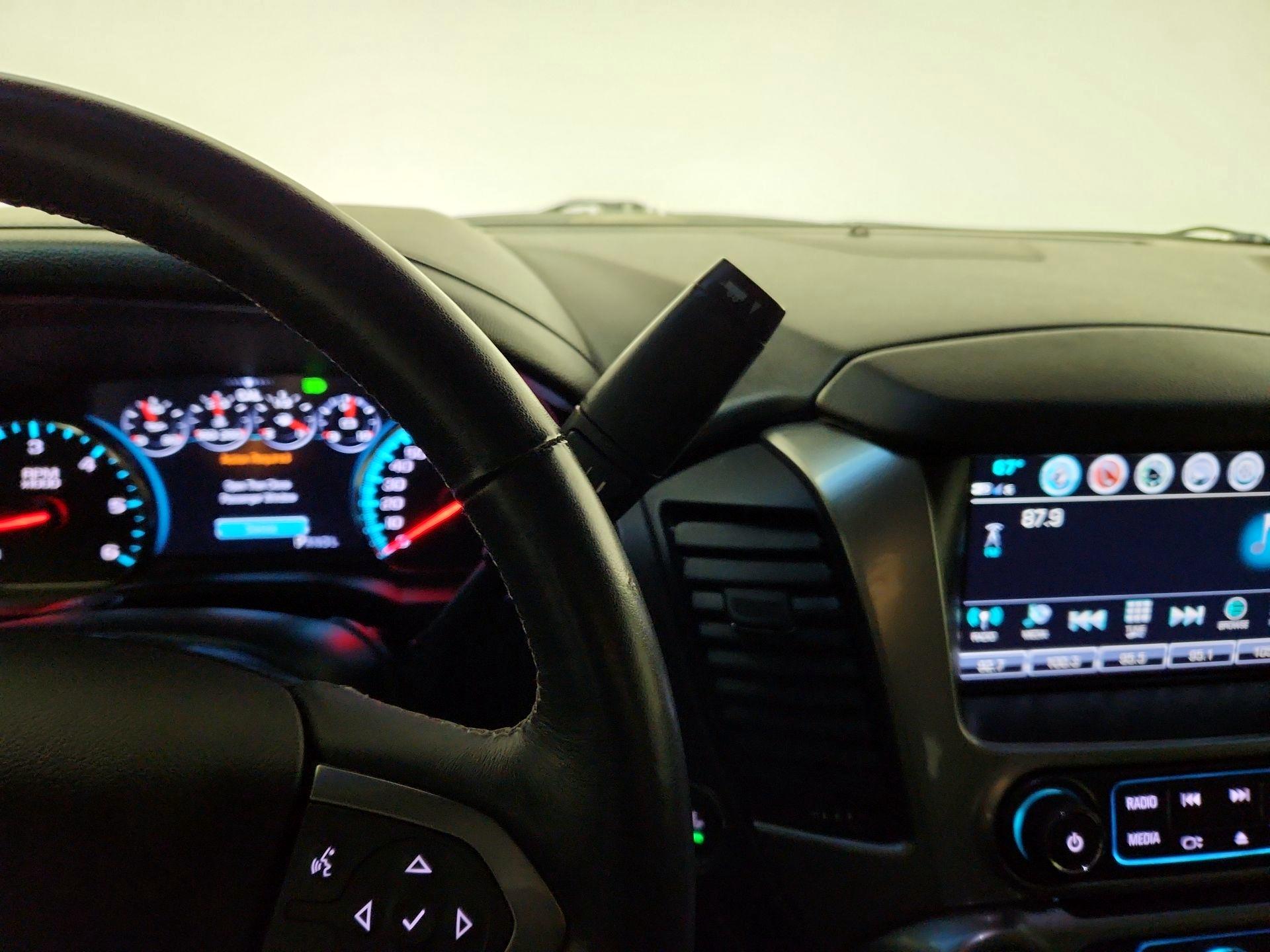 Thumbnail: 2019 Chevrolet Tahoe - 18