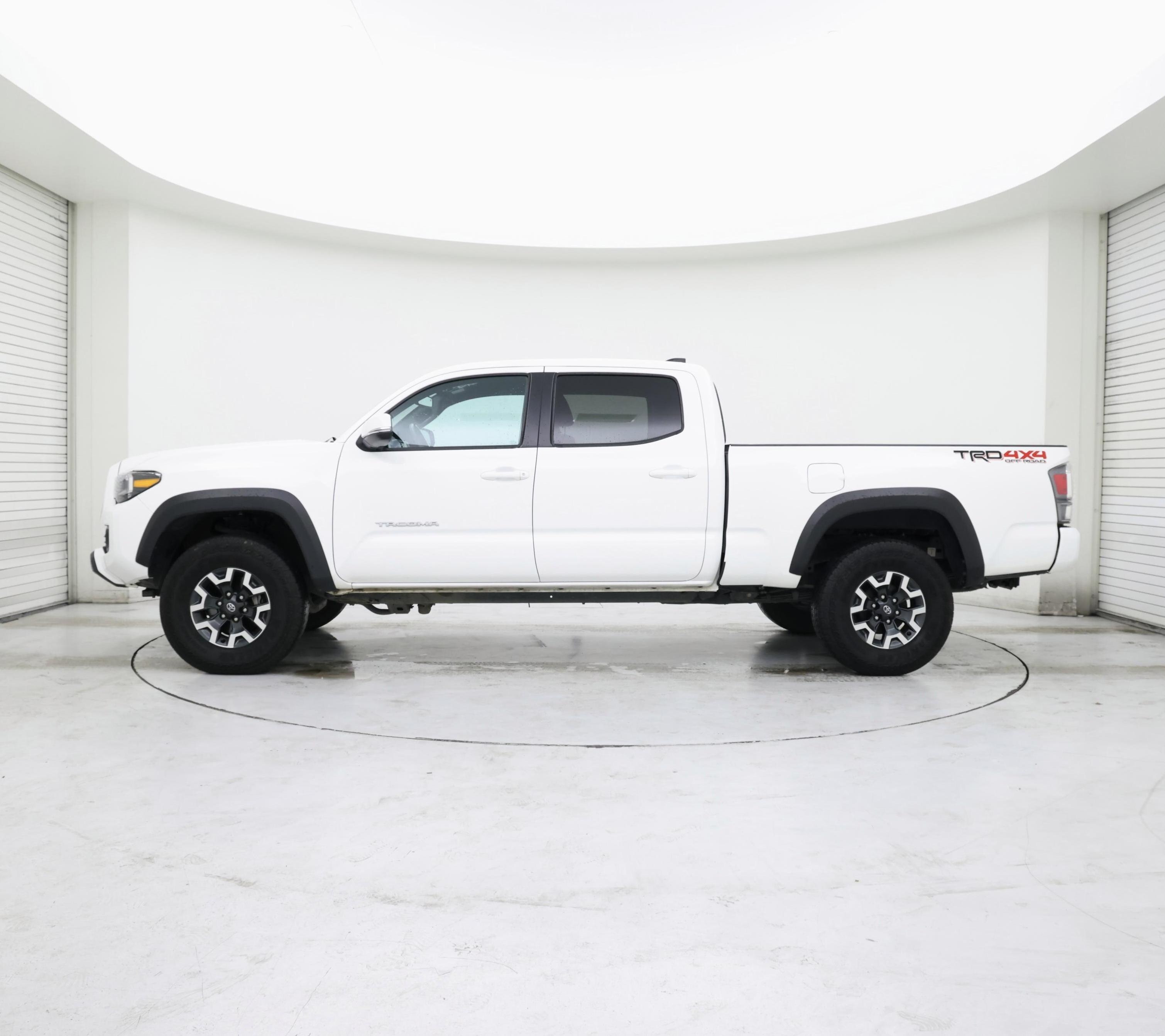 Thumbnail: 2023 Toyota Tacoma - 3