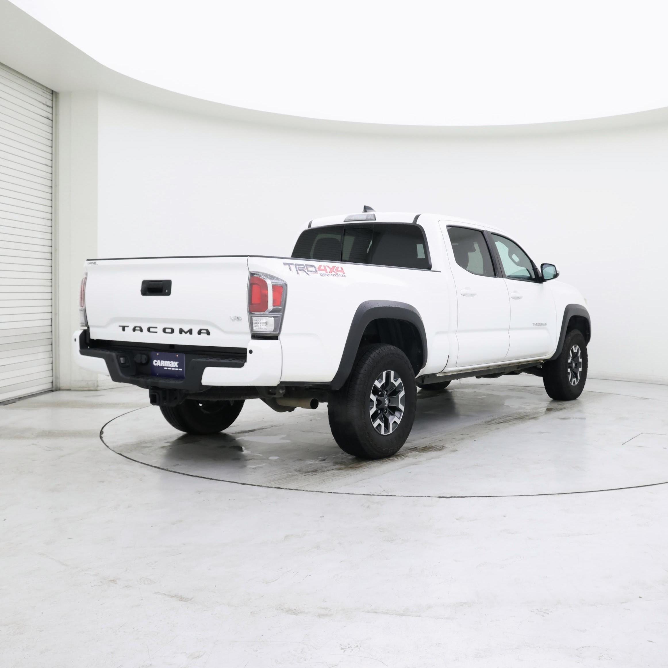 Thumbnail: 2023 Toyota Tacoma - 8