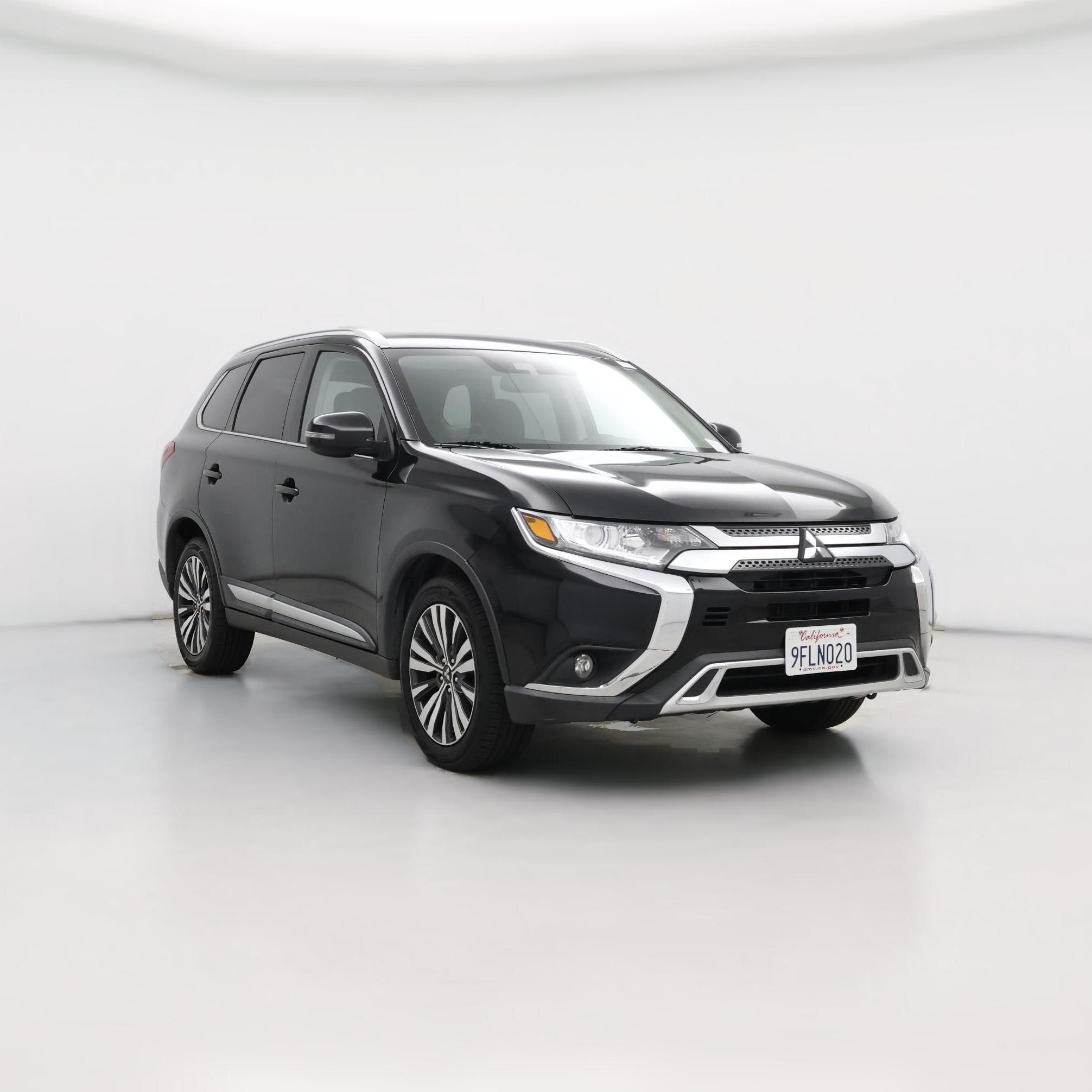 Thumbnail: 2020 Mitsubishi Outlander - 1