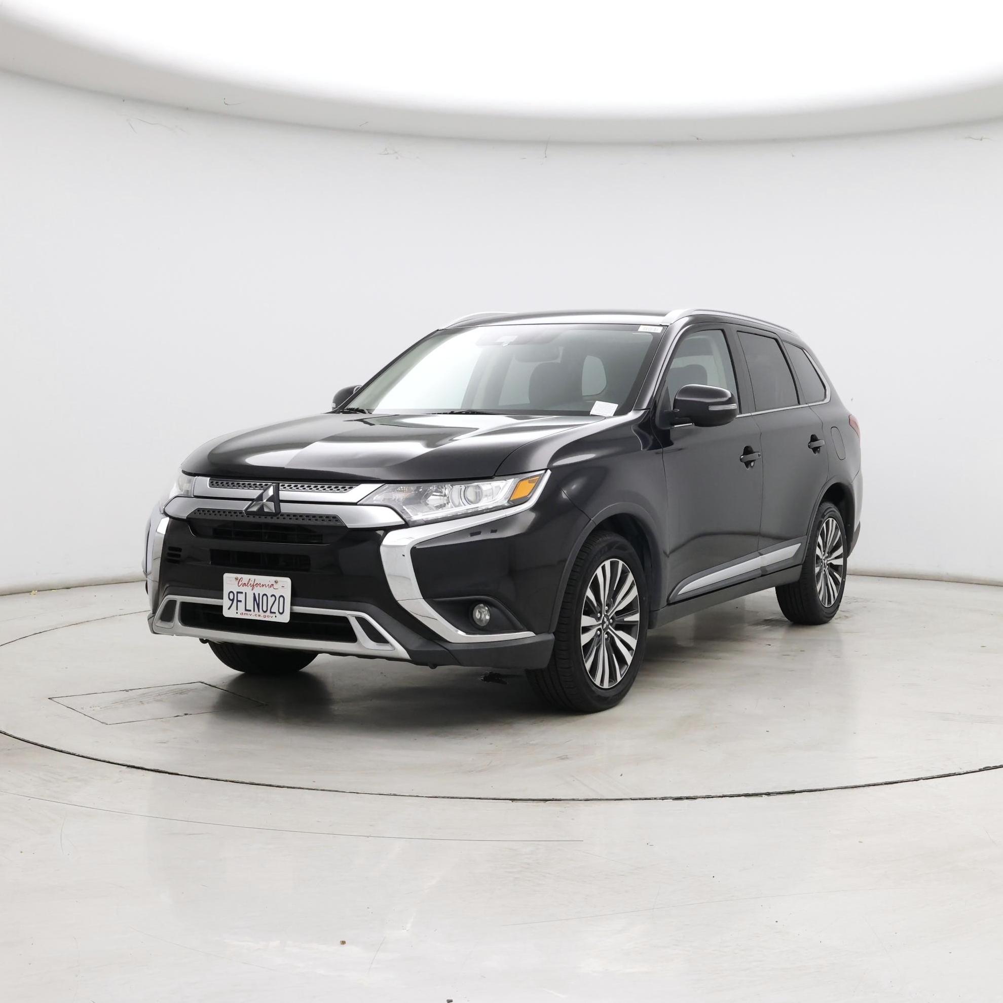 Thumbnail: 2020 Mitsubishi Outlander - 4