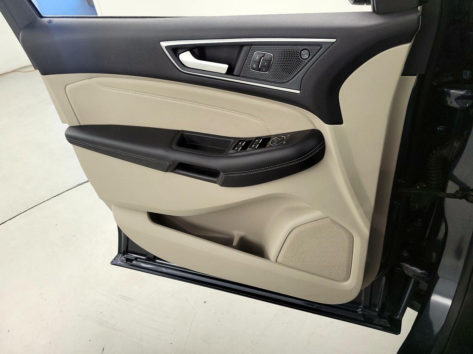 Thumbnail: 2024 Ford Edge - 12